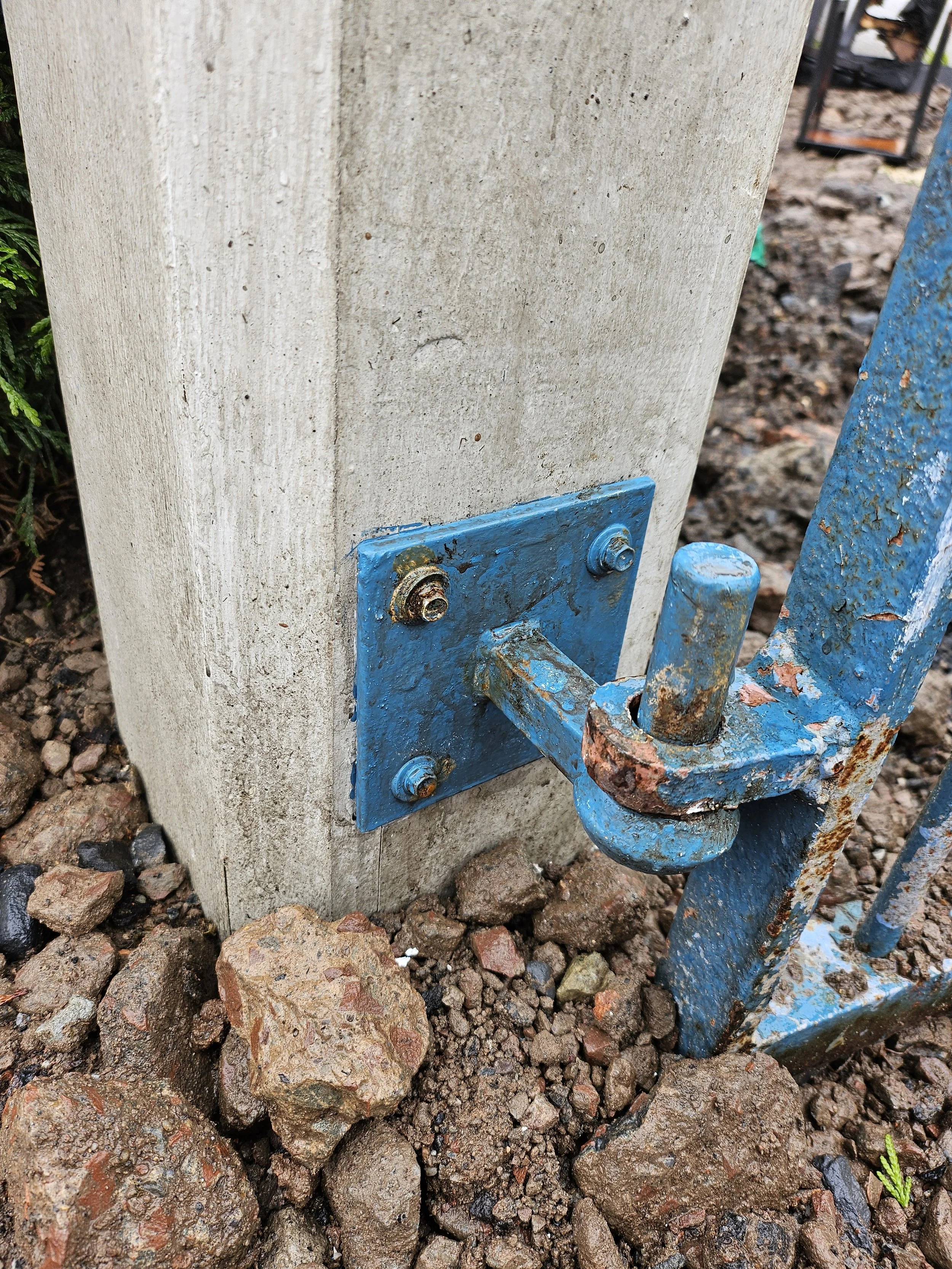 Lockerbie: A Search For Truth
HOD: Ursule Kerbedyte
Metalwork colour match and aging
