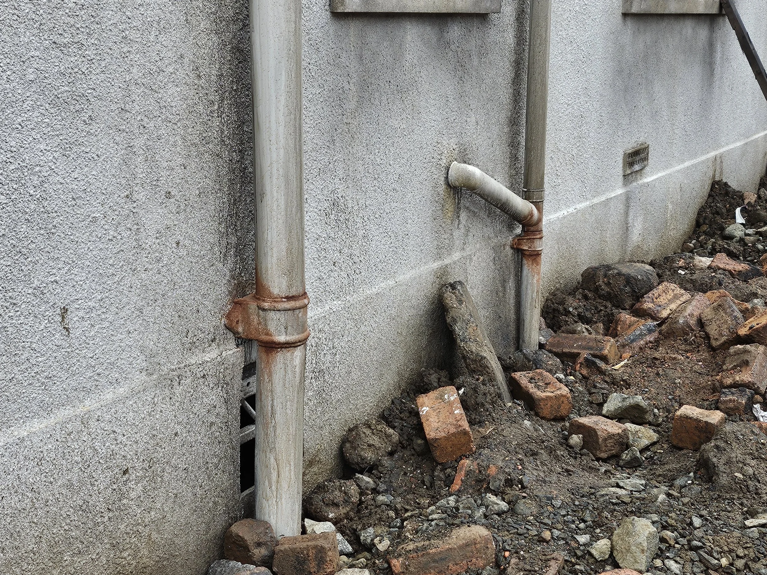 Lockerbie: A Search For Truth
HOD: Ursule Kerbedyte
Metalwork colour match and aging on faux pebbledash