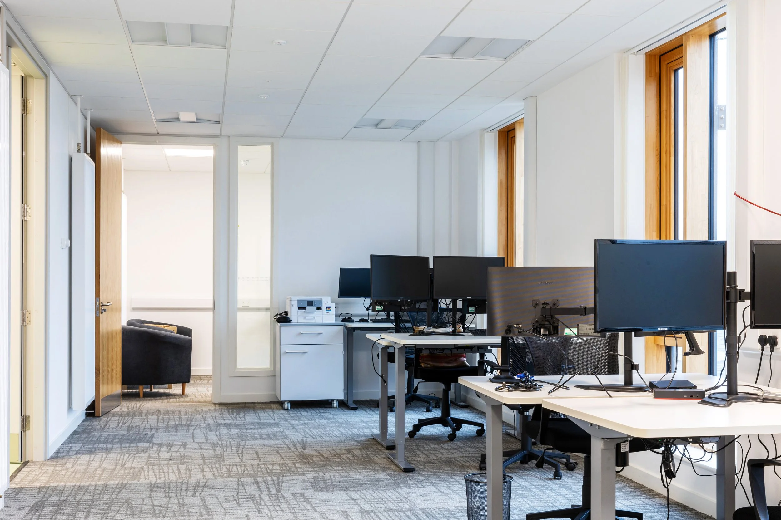 Commercial Fit out - previous experience.jpg