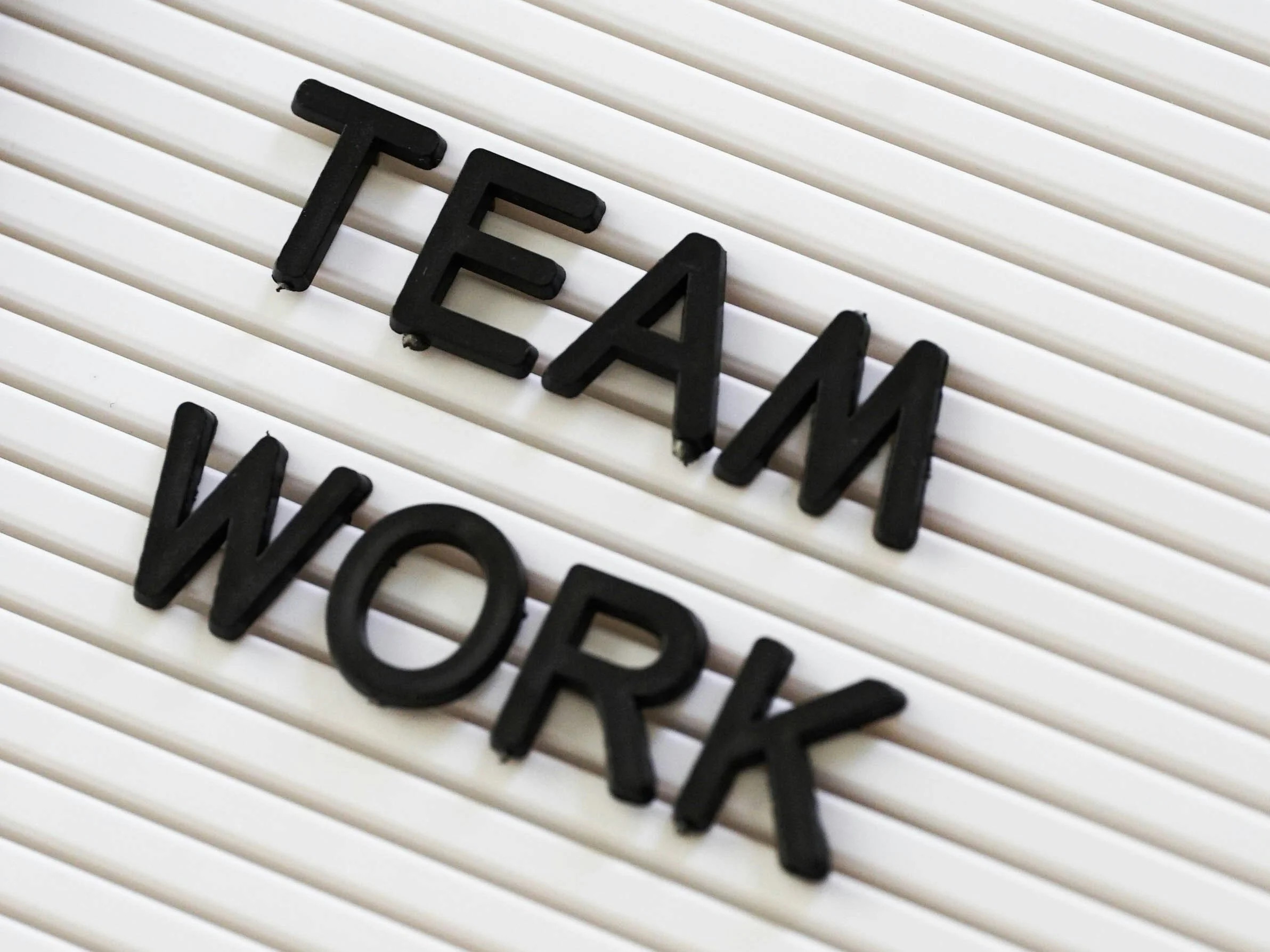 Wir suchen Monteur/in (m/w/d) für Türautomatik &amp; Brandschutz