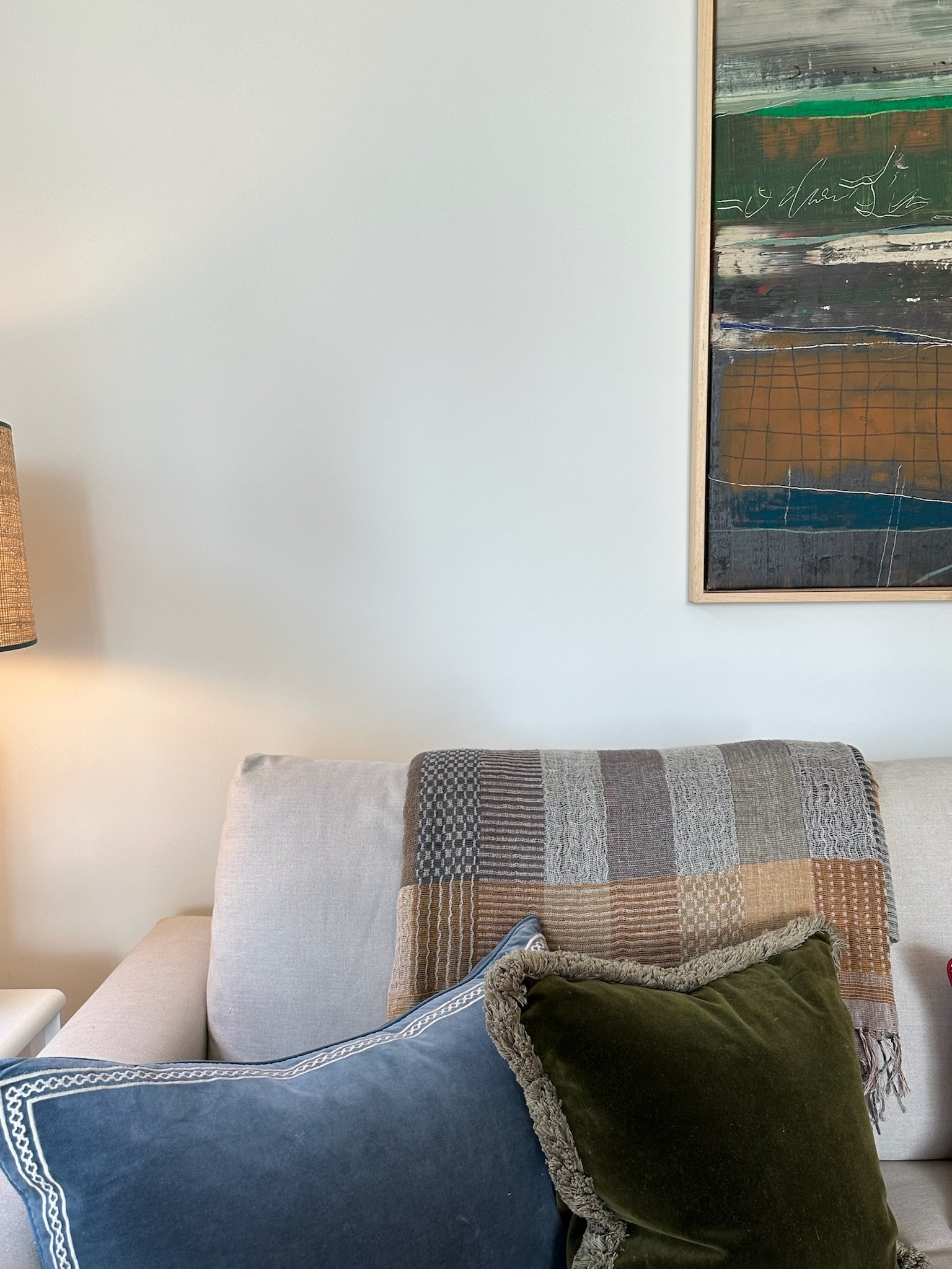 flat living room 4.jpg