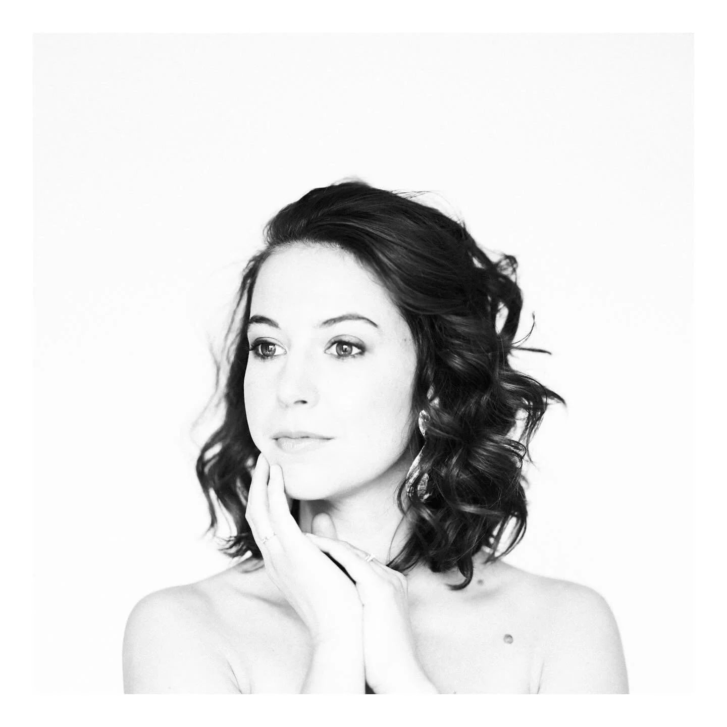 /// M O T H E R H O O D  est dans M&eacute;diapart ///

&laquo;&nbsp; Inspiration, lumi&egrave;re et jeu large, gr&acirc;ce en un mot, tout est &eacute;patant.&nbsp;&raquo;

 Merci &agrave; Fr&eacute;d&eacute;rick Casadesus pour ses mots ! 

@mediapa