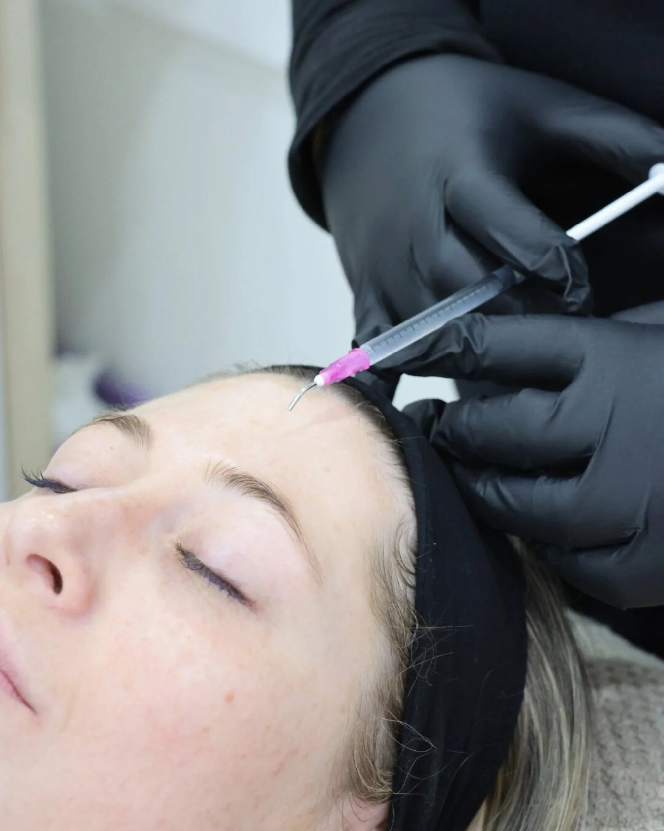 LET'S TALK: PRX Plus Treatment
PRX Plus is a topical biostimulatory treatment designed to revitalise and refresh the skin — without needles or downtime. It helps to improve overall texture, firmness, and radiance by supporting the skin&rsqu