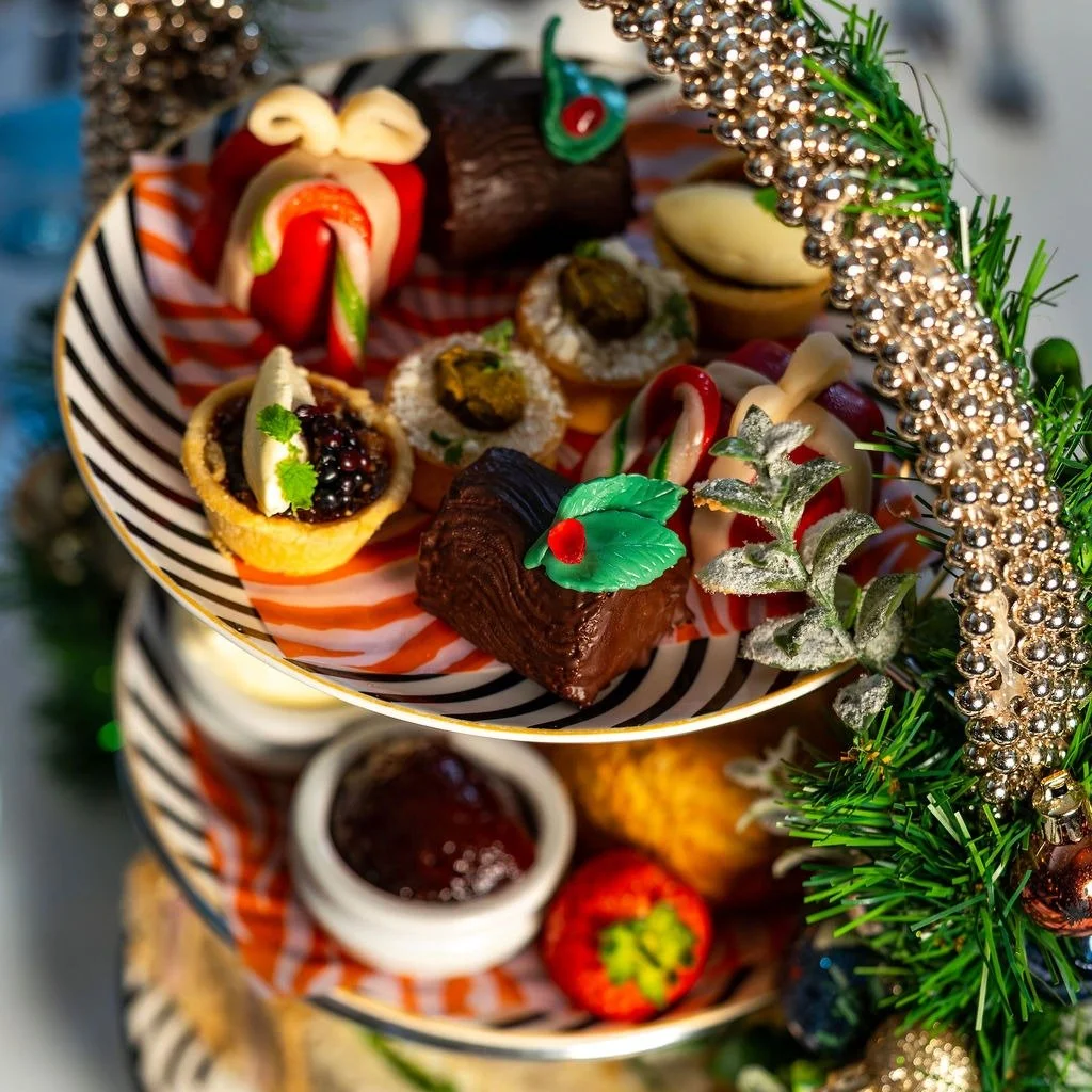 Looking for a Christmas gift with a little more magic and a lot more flavour?🎄

Our Festive Afternoon Tea is the answer to all your gifting dilemmas and the solution to your overcrowded shopping centre struggles. 

🎁 For the person who has everythi