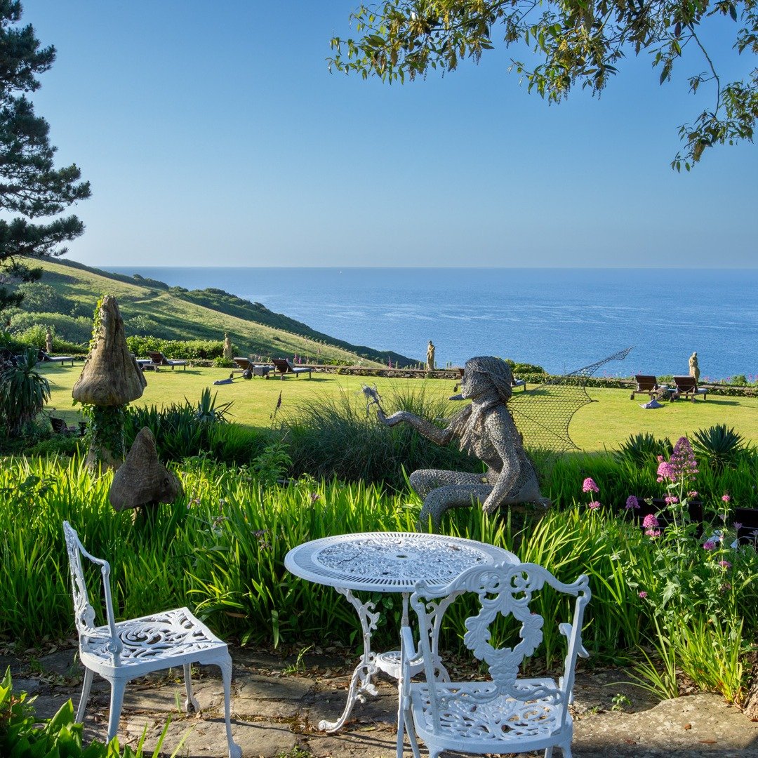 Our new spring package is here and we&rsquo;ve stitched together an escape to the Cornish coast that is equal parts delicious, scenic and gloriously spoiling! 

Start with a welcome drink on us, enjoy dinner from our a la carte menu on your first nig