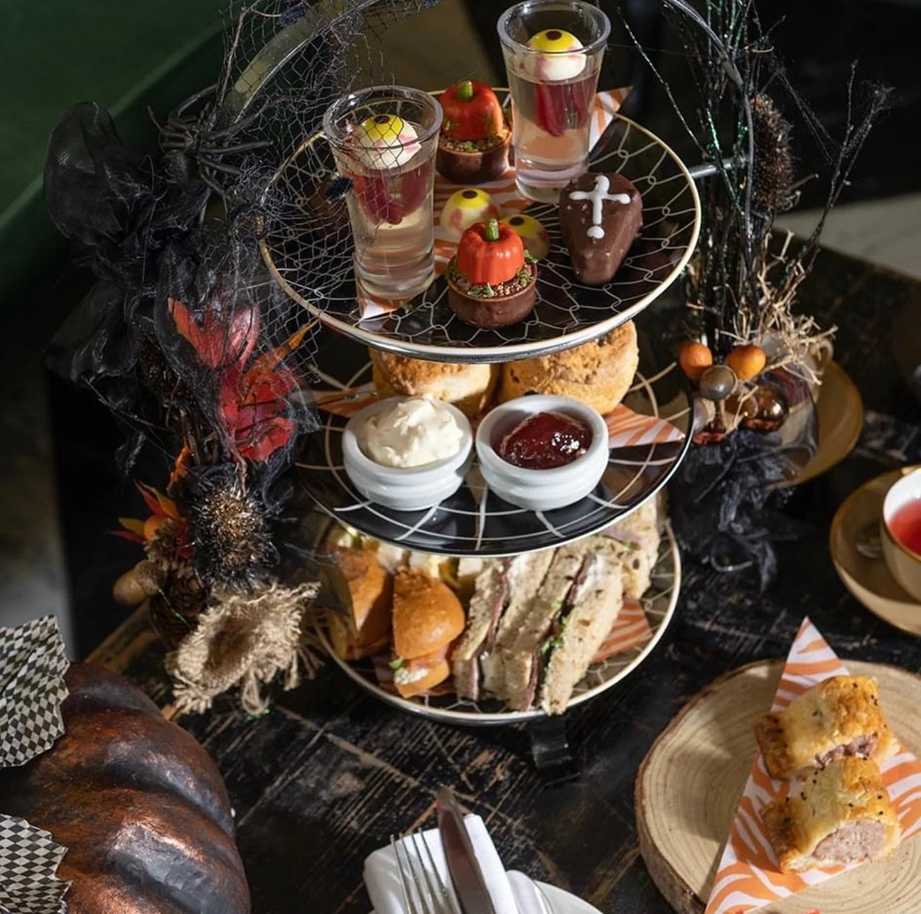 Double, double toil and trouble, there&rsquo;s something terrifyingly delicious stirring at Talland.

As the sea mist rolls through and the nights draw in, sink your teeth into Halloween Afternoon Tea this October. Devour White Chocolate and Orange S