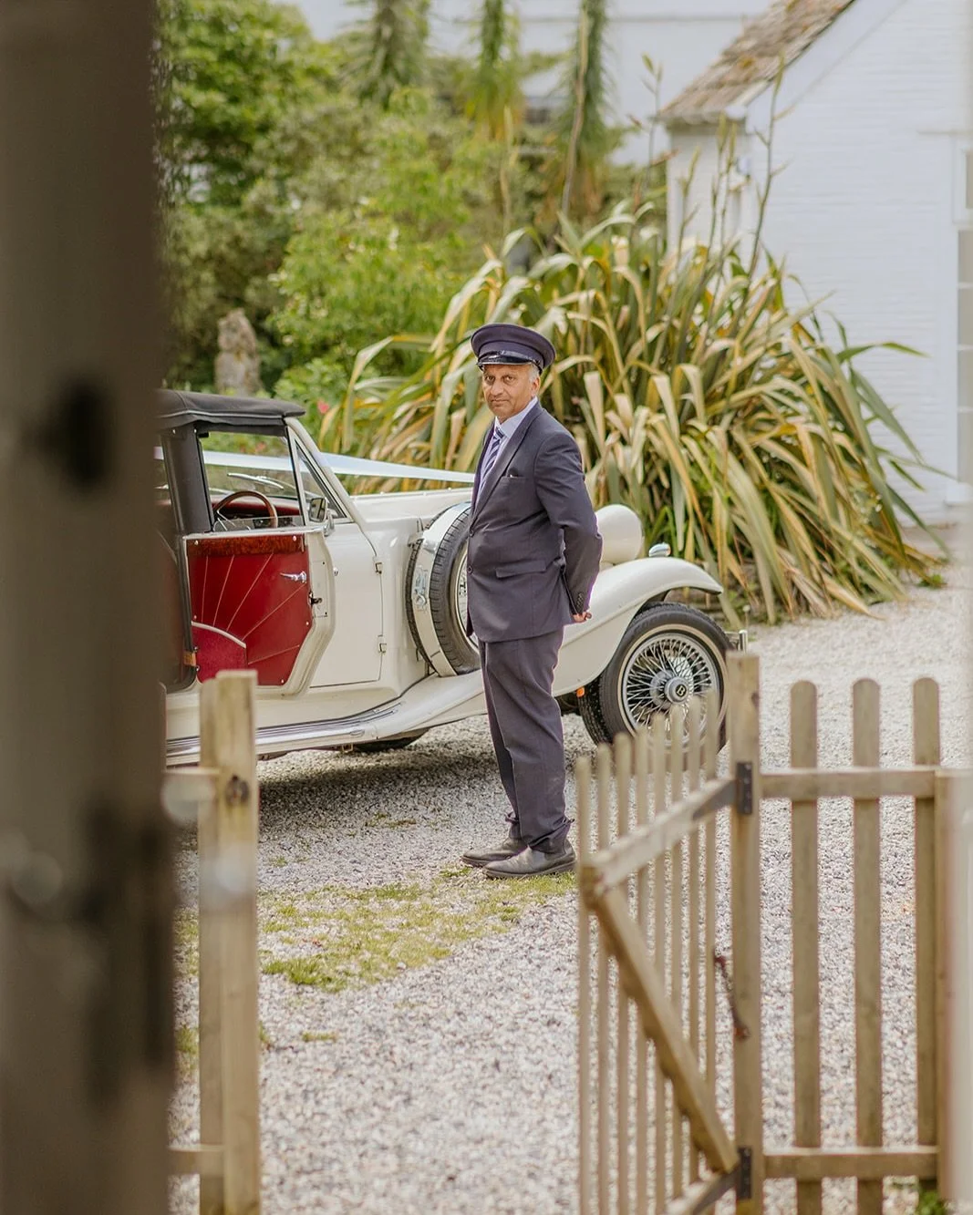 Laura and Richard were kind enough to let us share a little glimpse of their summer wedding at Talland 🥂 

Some weddings arrive with a little extra magic in their pockets: a summer&rsquo;s day above the bay, a house full of favourite people, and two