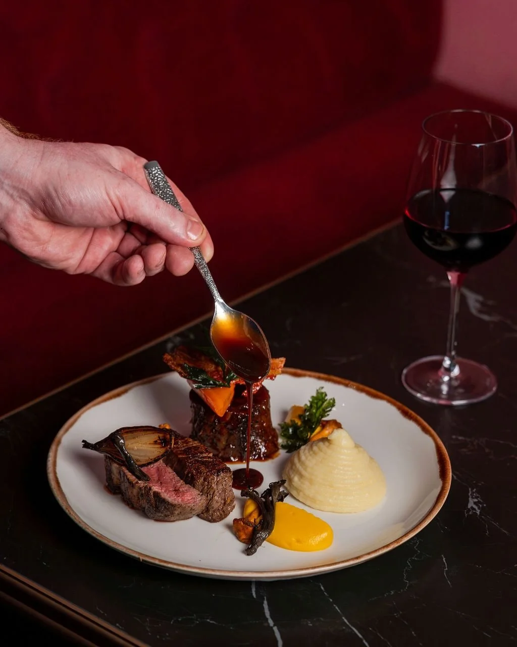 The leaves are turning, the sea is getting moodier and Glen is cooking with his favourite season. 

Autumn has arrived, bringing with it a new lunch menu: short rib bourguignon, line-caught sea bass, pumpkin ravioli with brown butter and crispy sage,