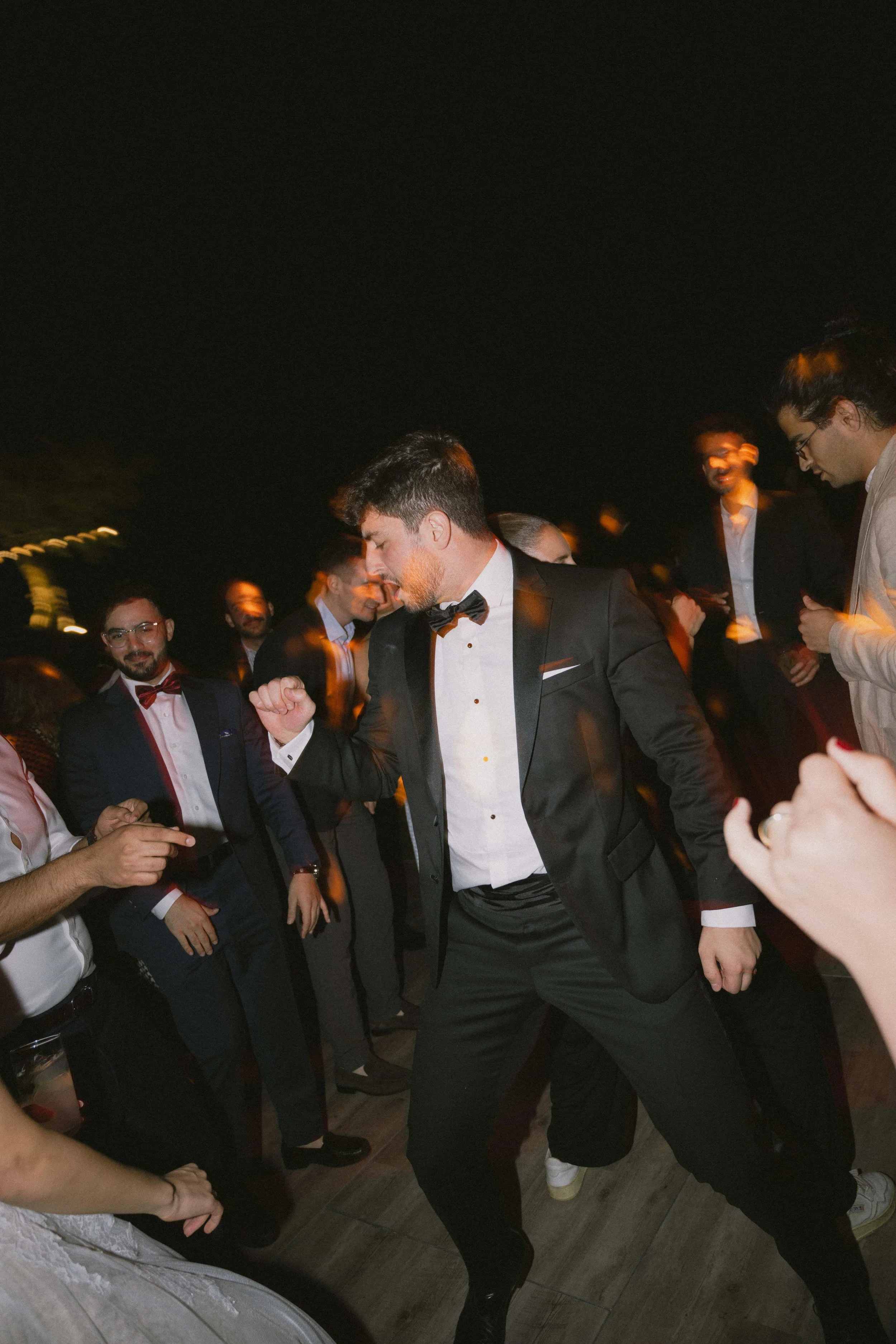 groom dancing 