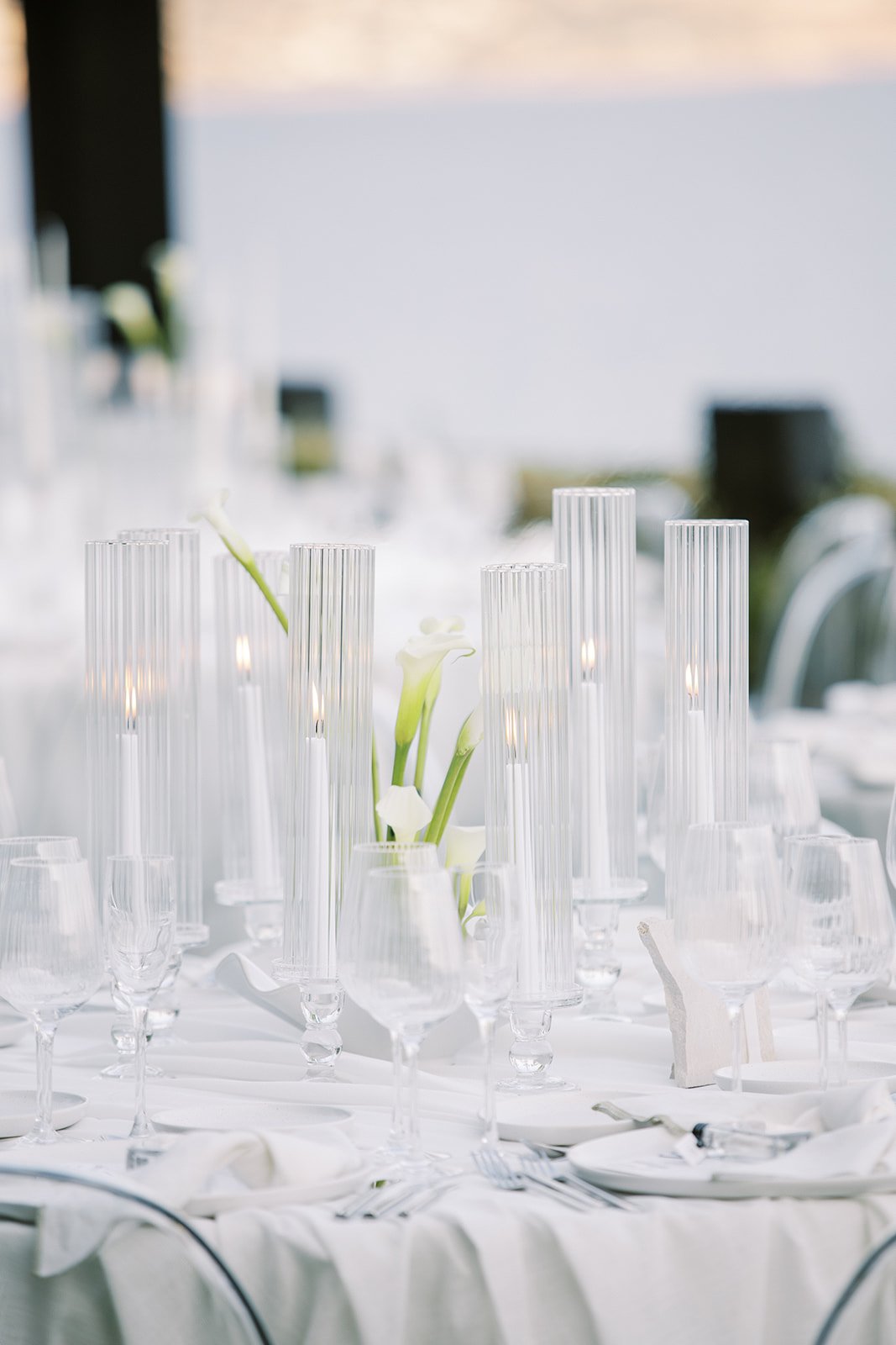 close up on white modern wedding decor 