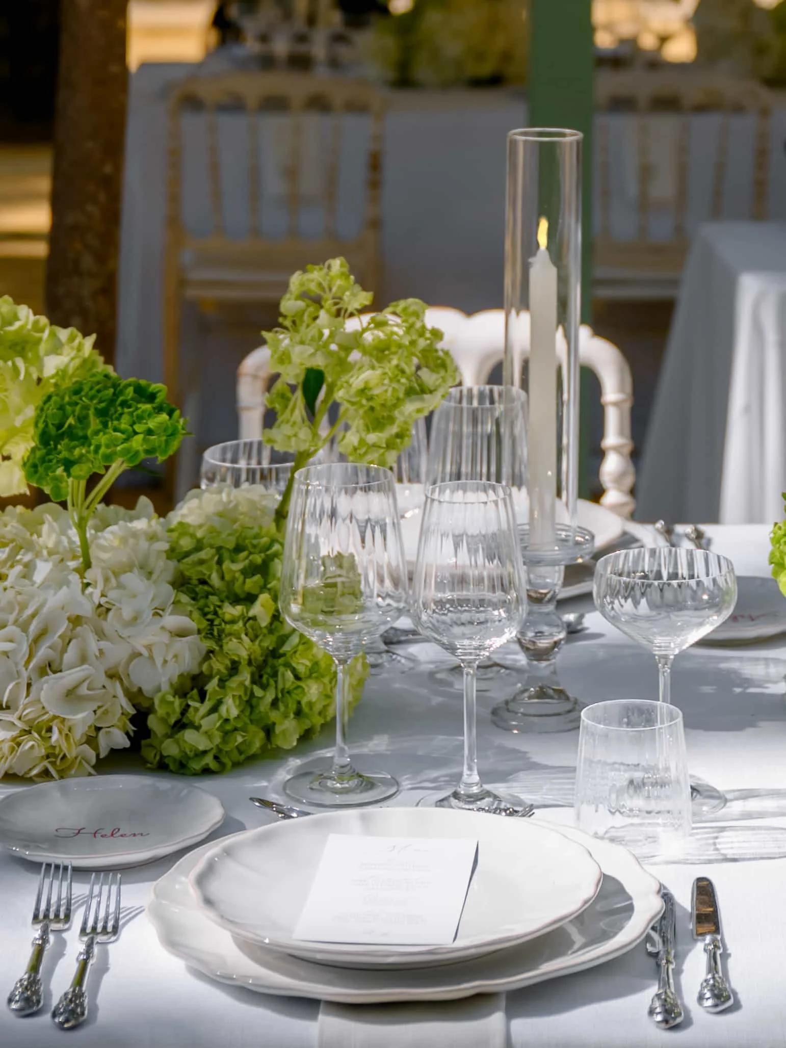 elegant and simple wedding setup 