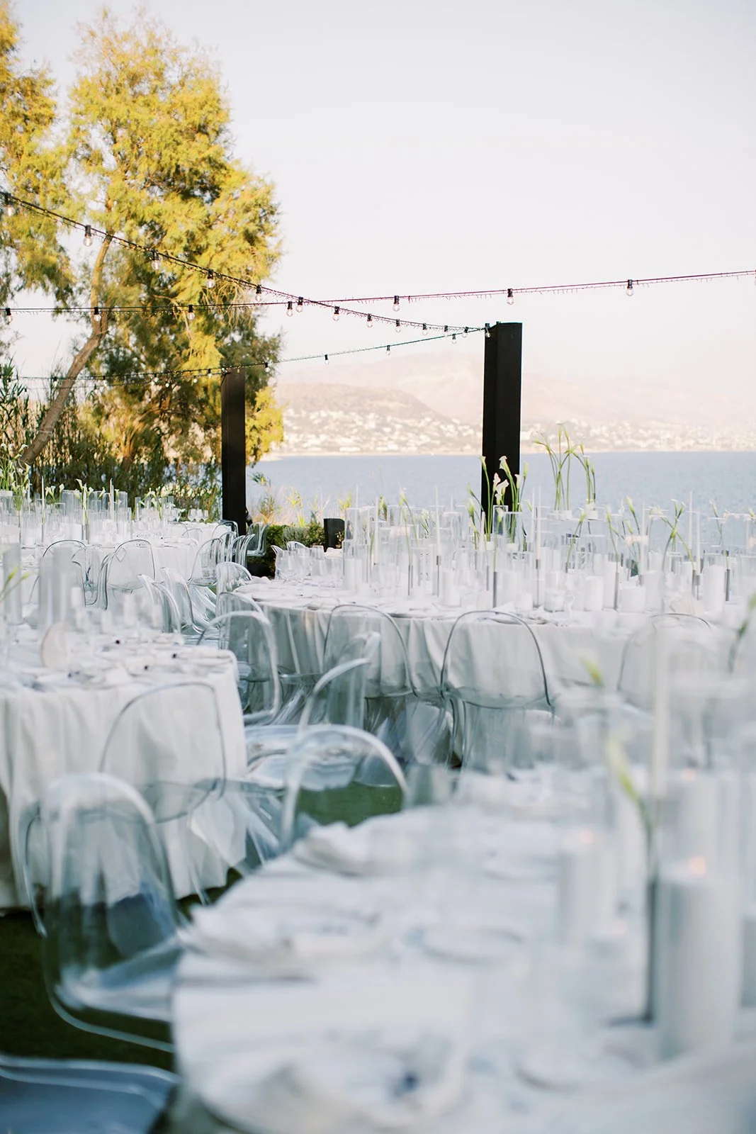 contemporary wedding table decoration 