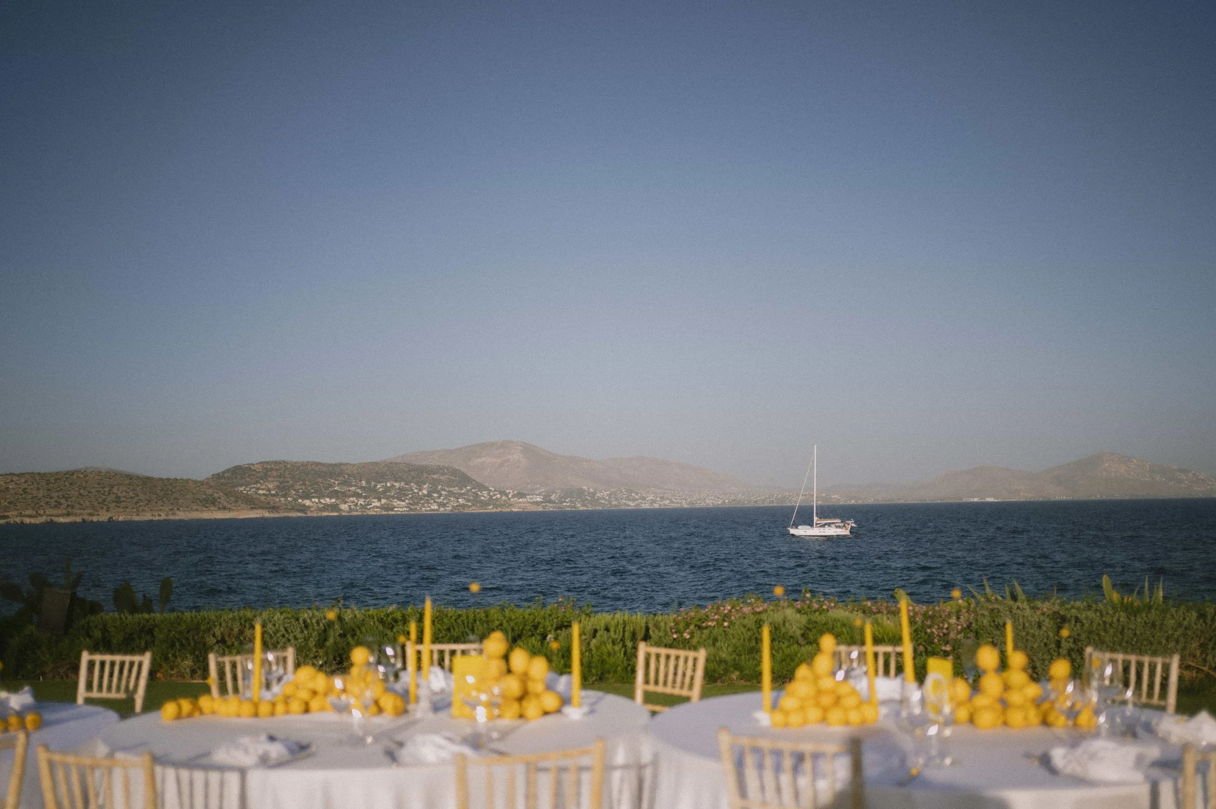 lemon wedding next to the sea