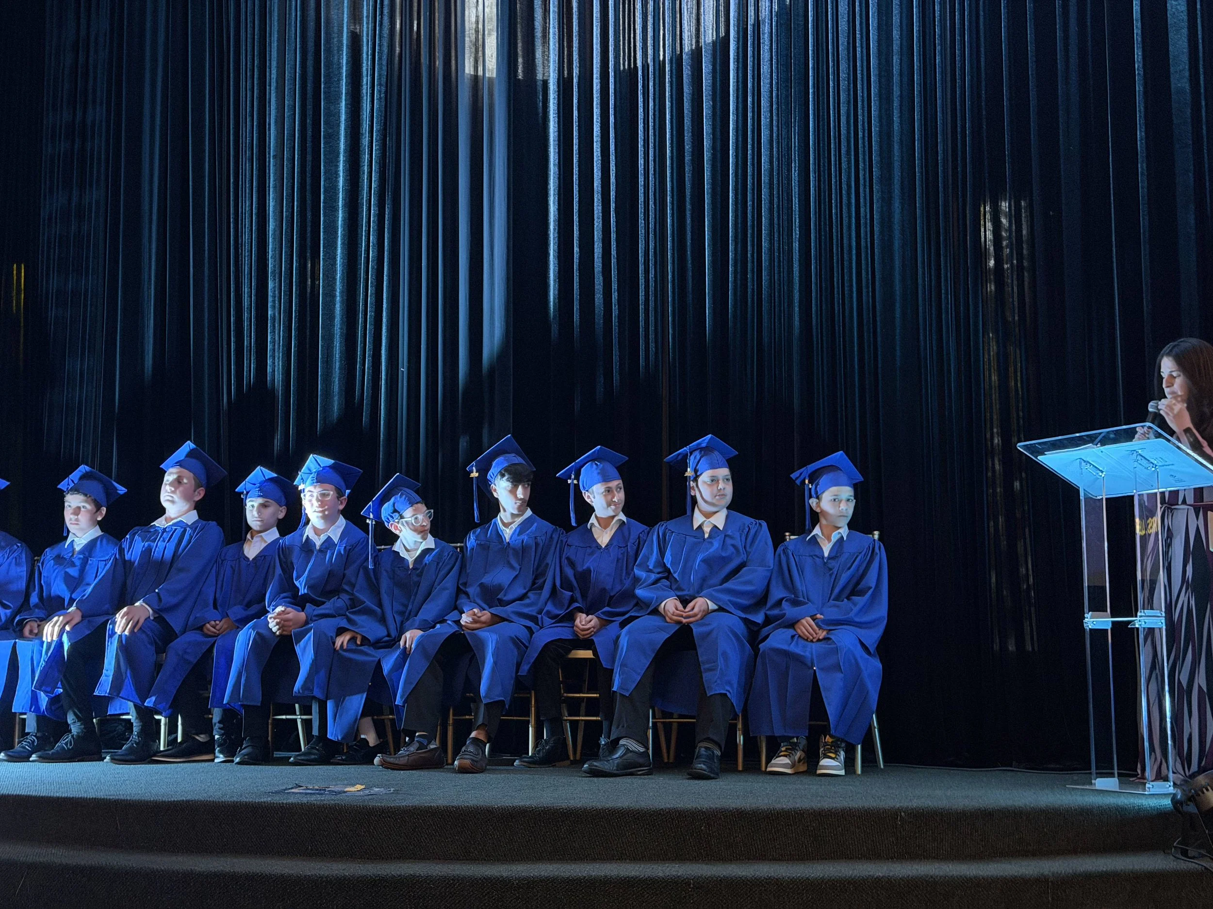 grad3.jpg