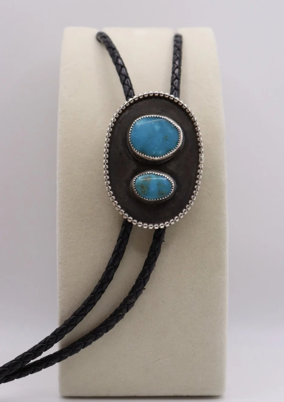 Kingman Turquoise Bolo Tie