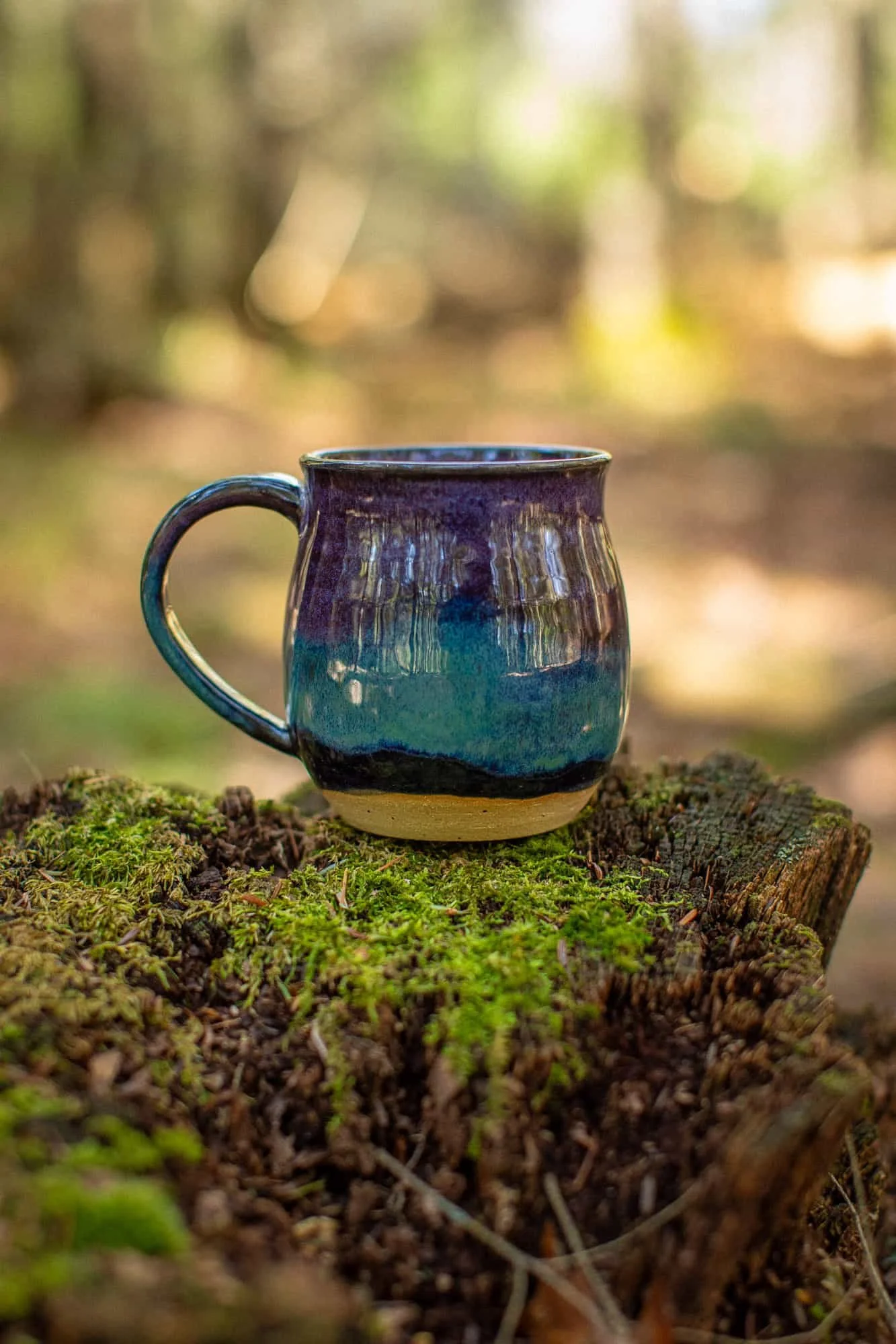 Coves Coffee_Handmade Mug_Aurora Flow_2.jpg