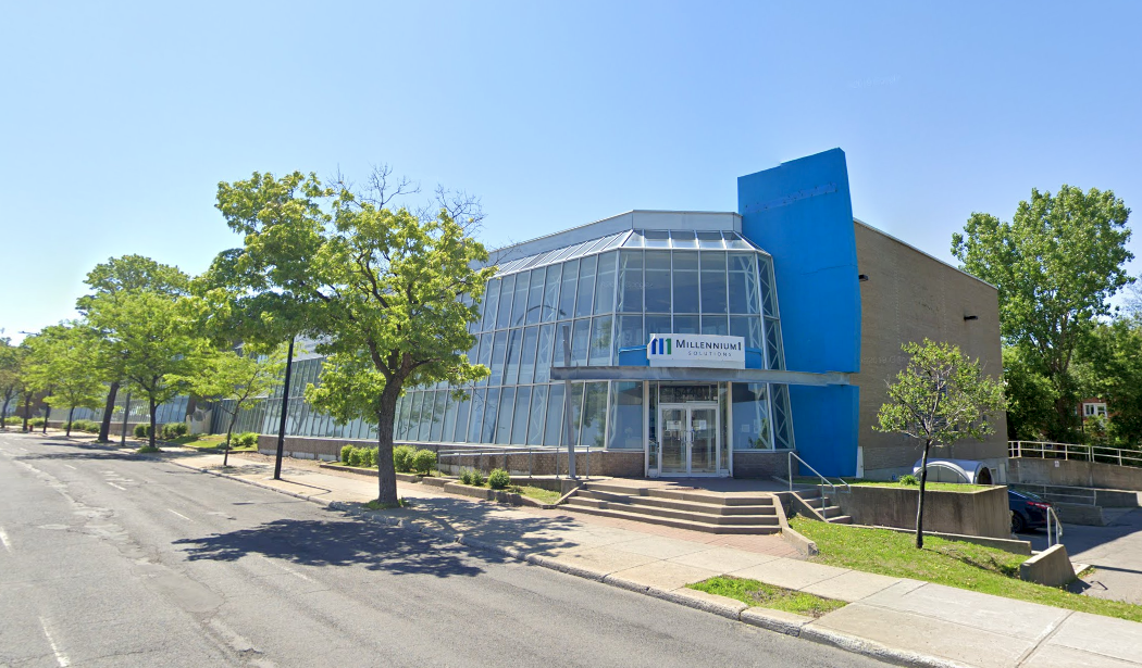   NEW FACILITY LEASE – Montréal, QC  Service:  Call Centers  Client: Millennium1 Solutions Size: 32,546 sq ft 