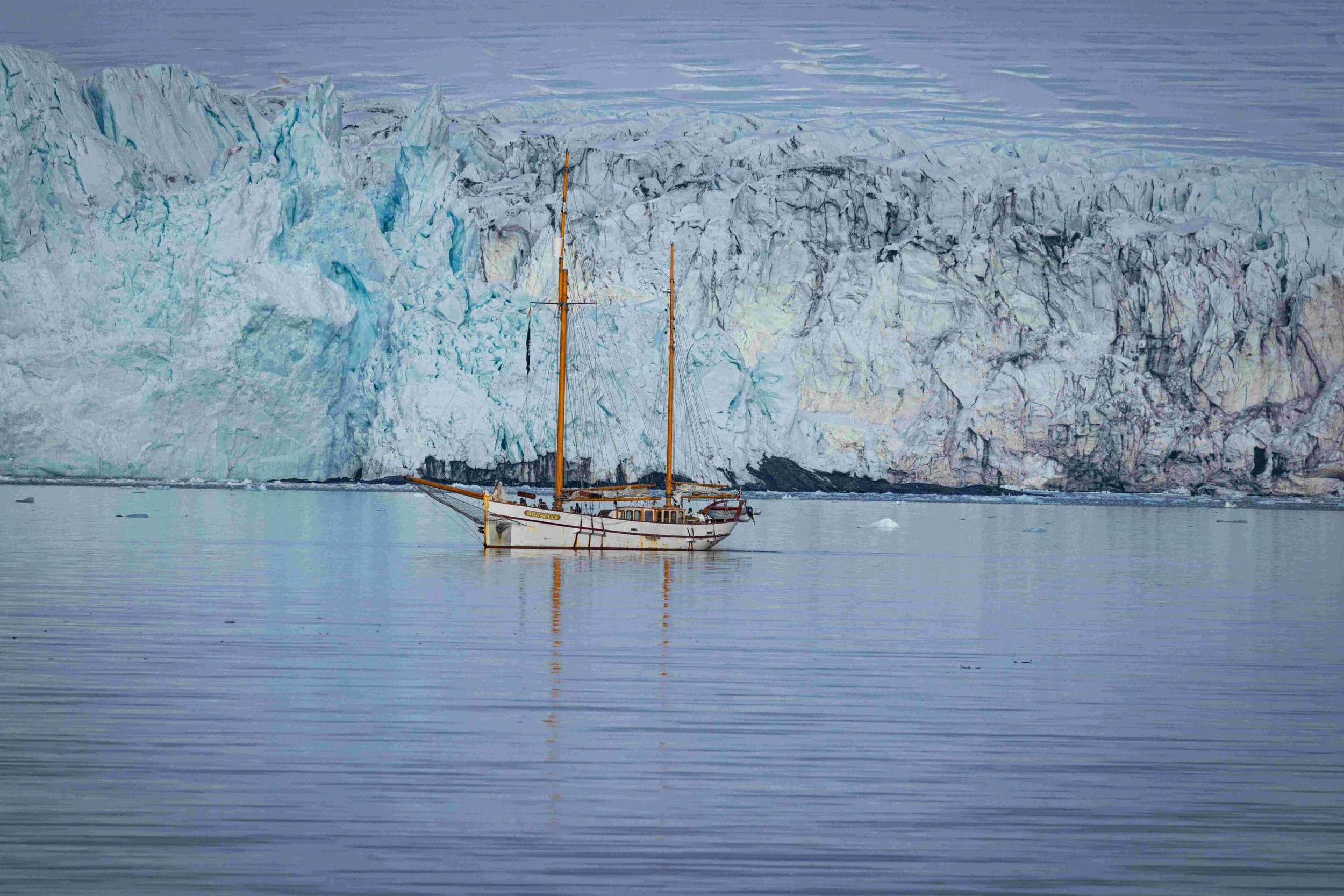 Wooden-Sailing-Schooner_2026-06-04_01.jpg