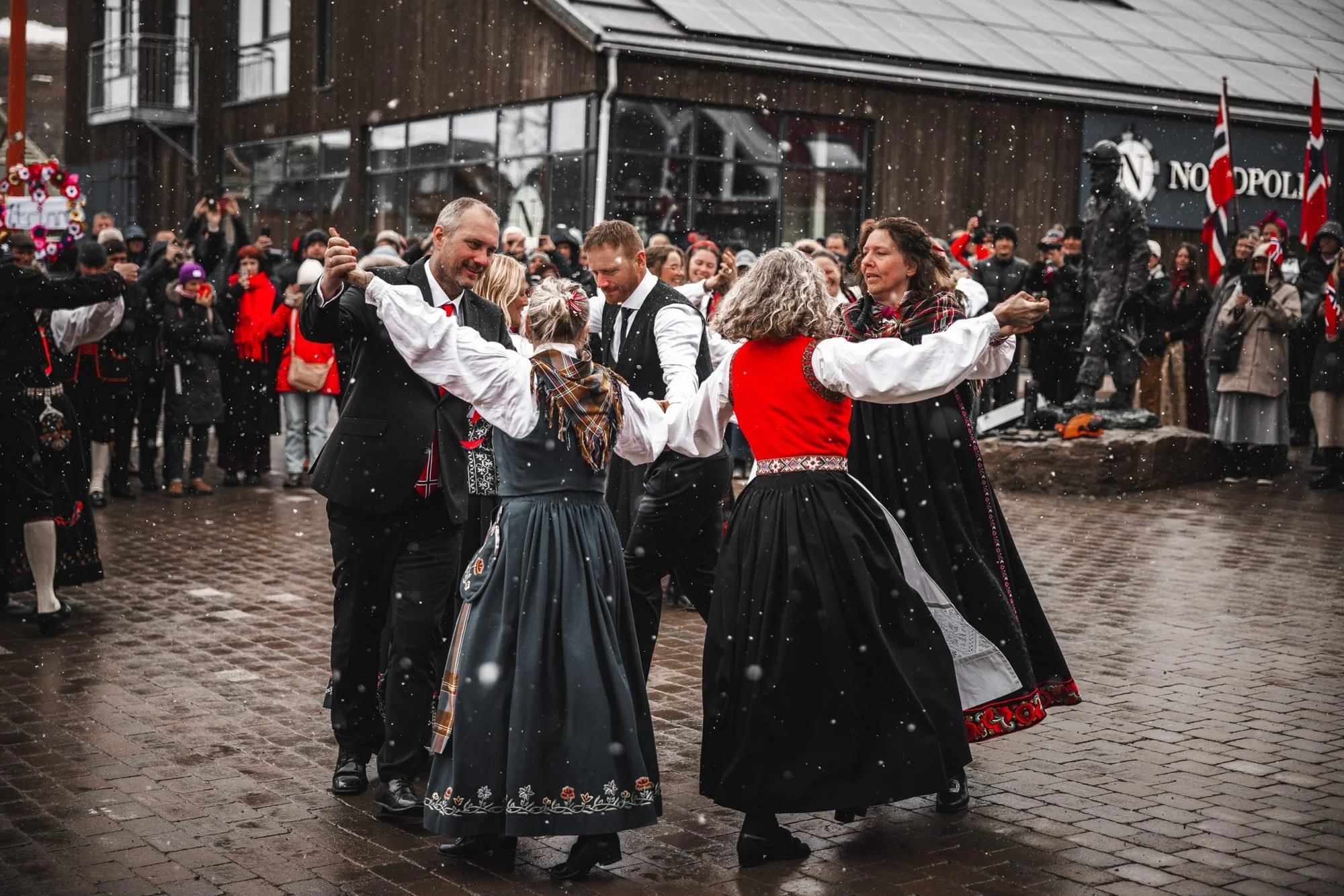 Norwegian-Folk-Dance_2026-06-04_01.jpg