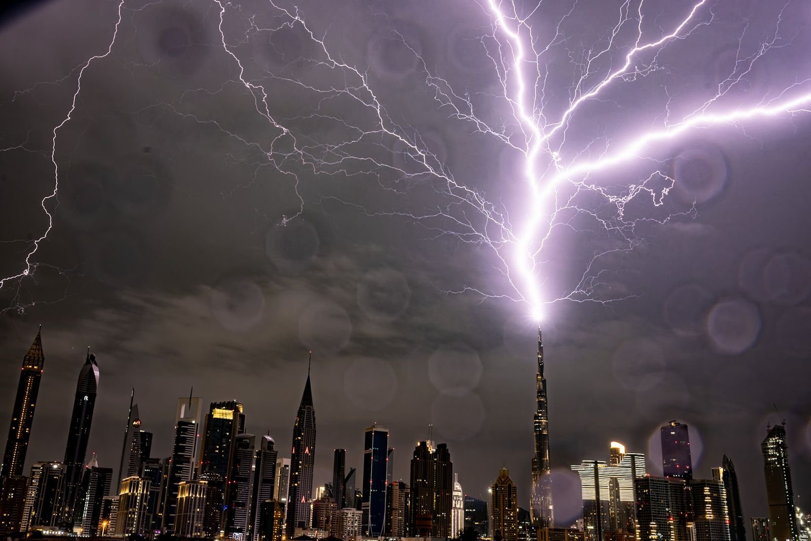 Dubai Lightning.jpeg