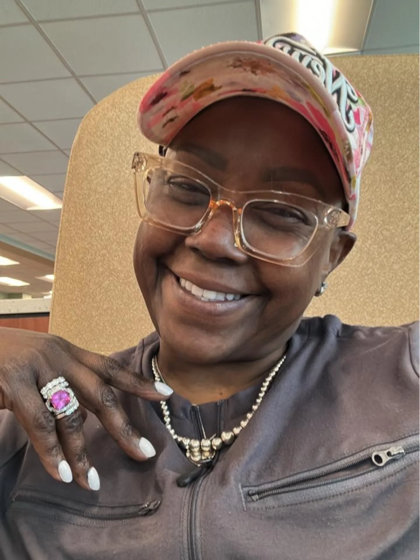 Round two, second session, with two more to go!!! Let&rsquo;s get her done! 🥊✨

Praising God that I am in good spirits regardless of what journey I&rsquo;m on!!

✍️: @divalove1970 | triple negative breast cancer thriver