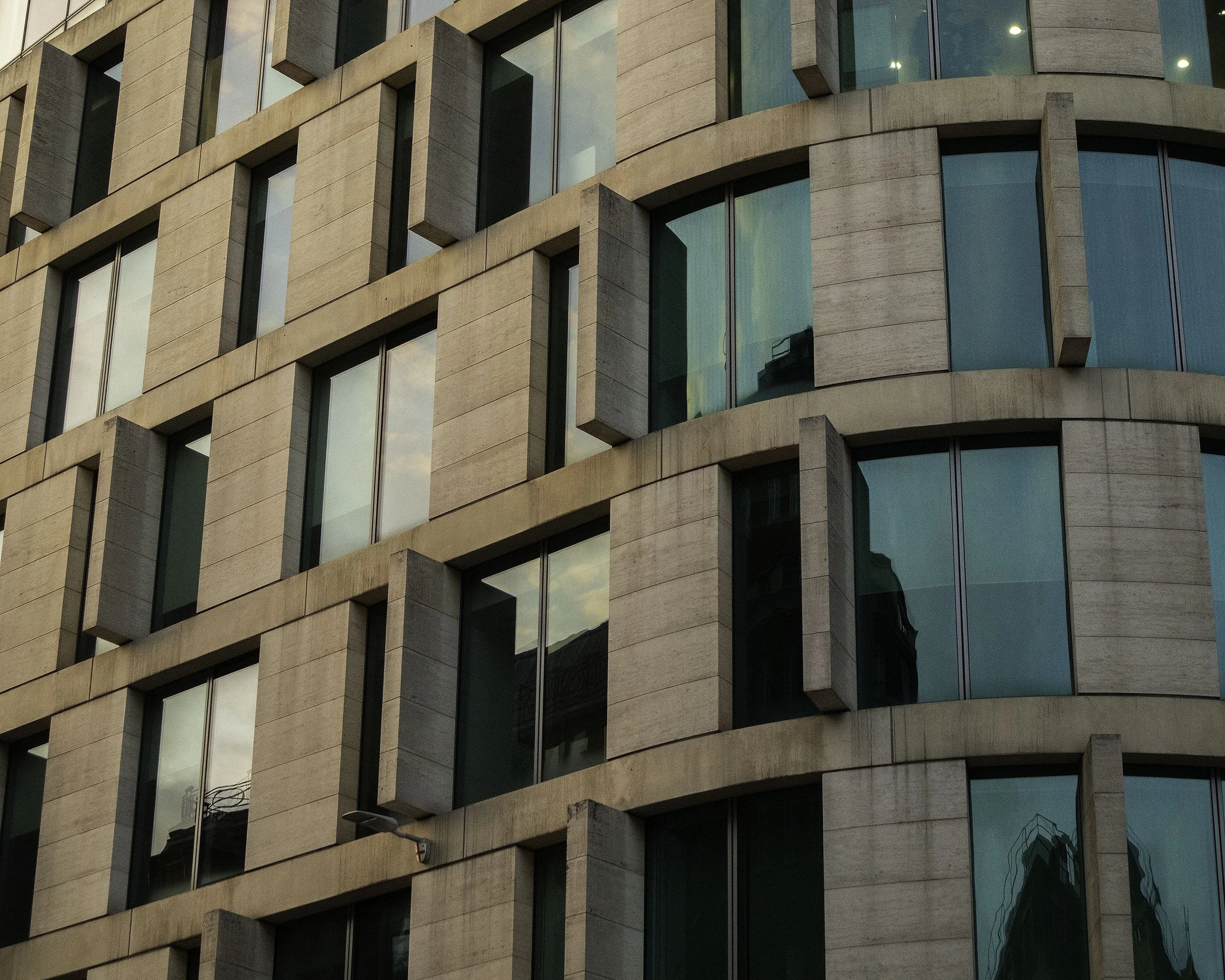 street photography, architecture London