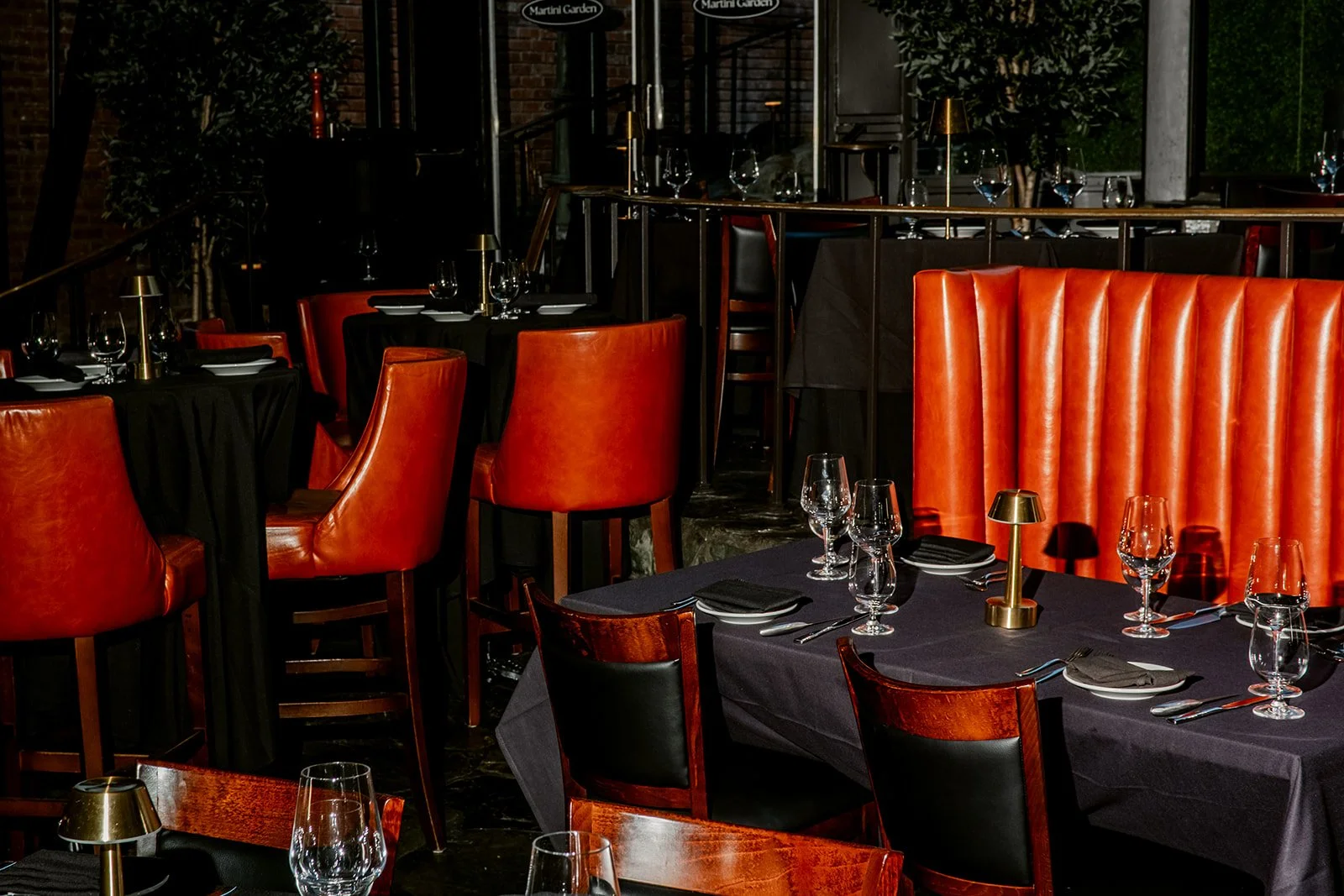 interior restaurant couches 