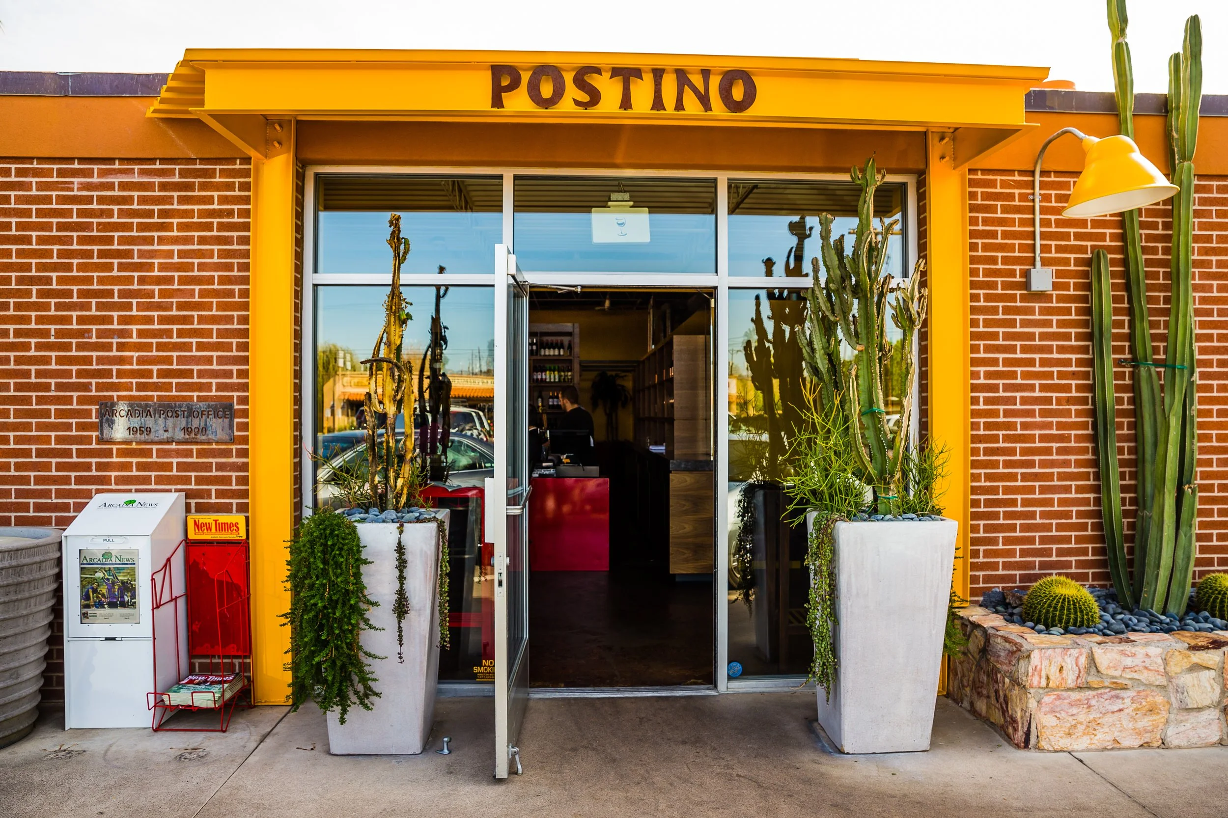 Postino_Location_Arcadia_02.jpg