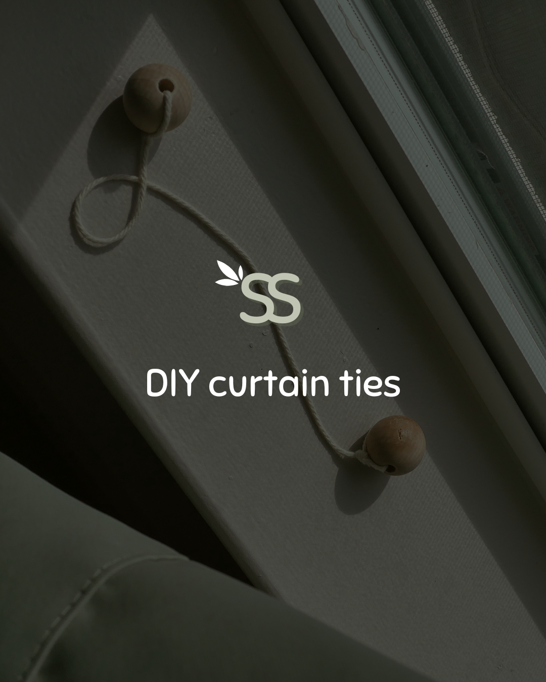 Simple 2 step DIY to draw your curtains during the day