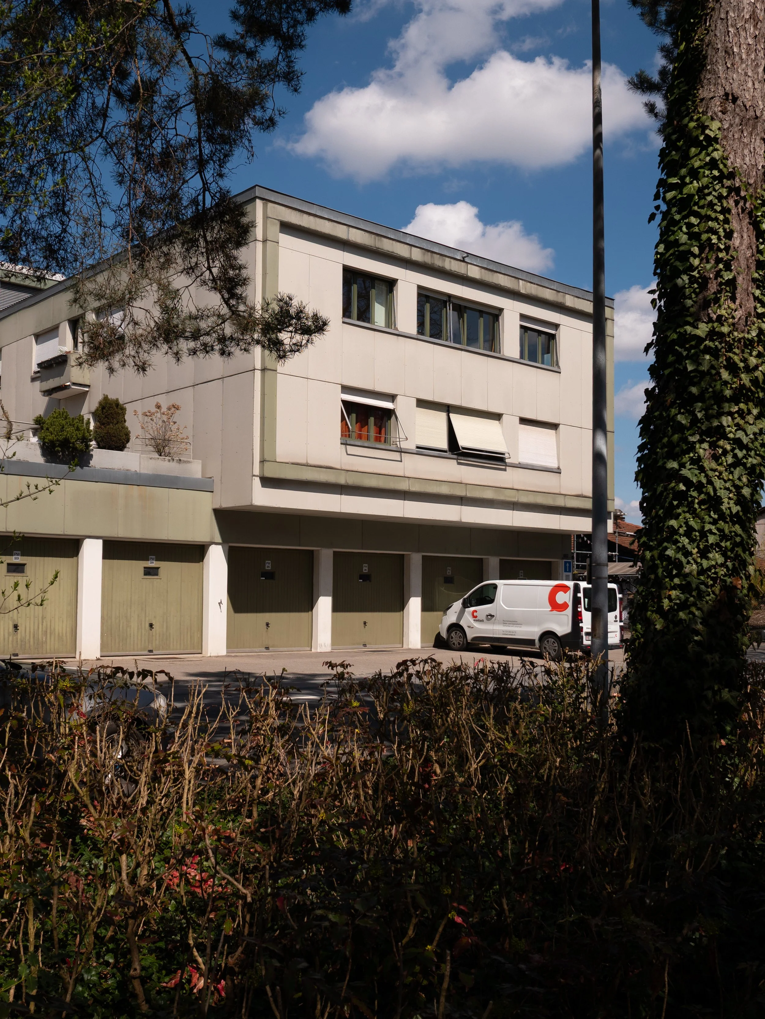 F5.6
1/4000
30MM
ISO 100