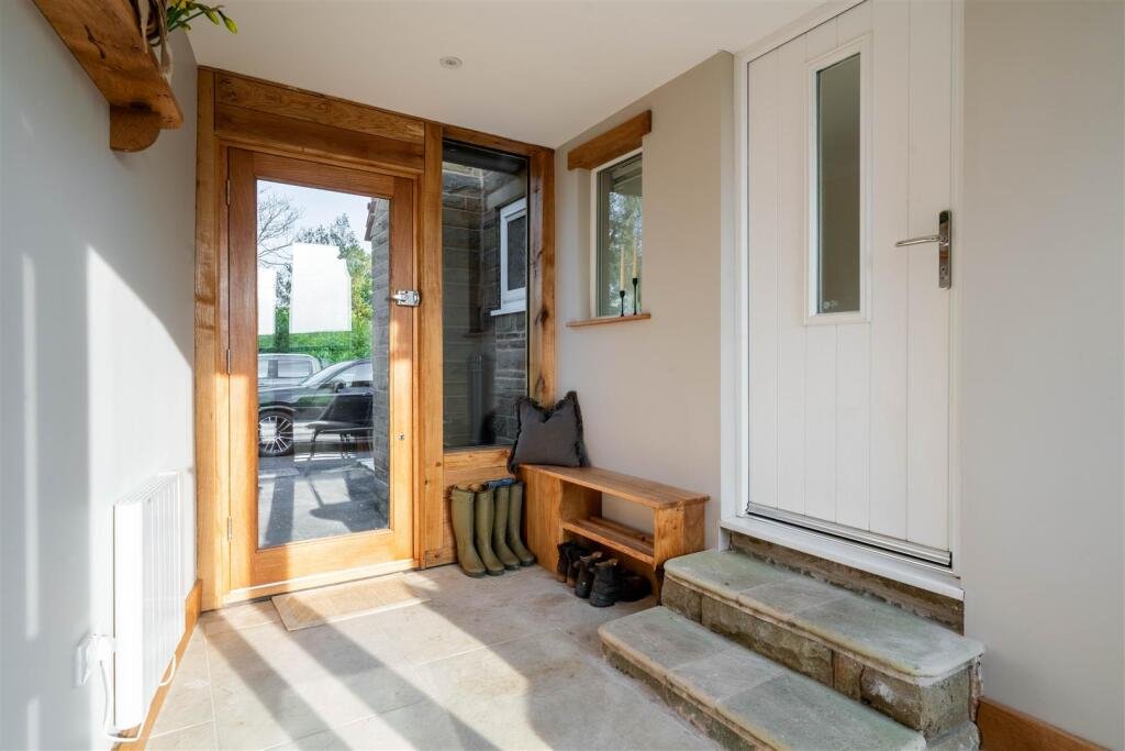 Oak Porch Chesterfield (2).jpeg