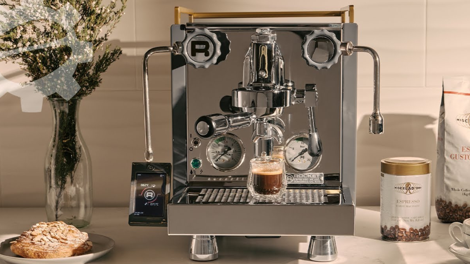 Semi-Automatic vs Super-Automatic vs Manual: Which Espresso Machine Fits Your Home Office?