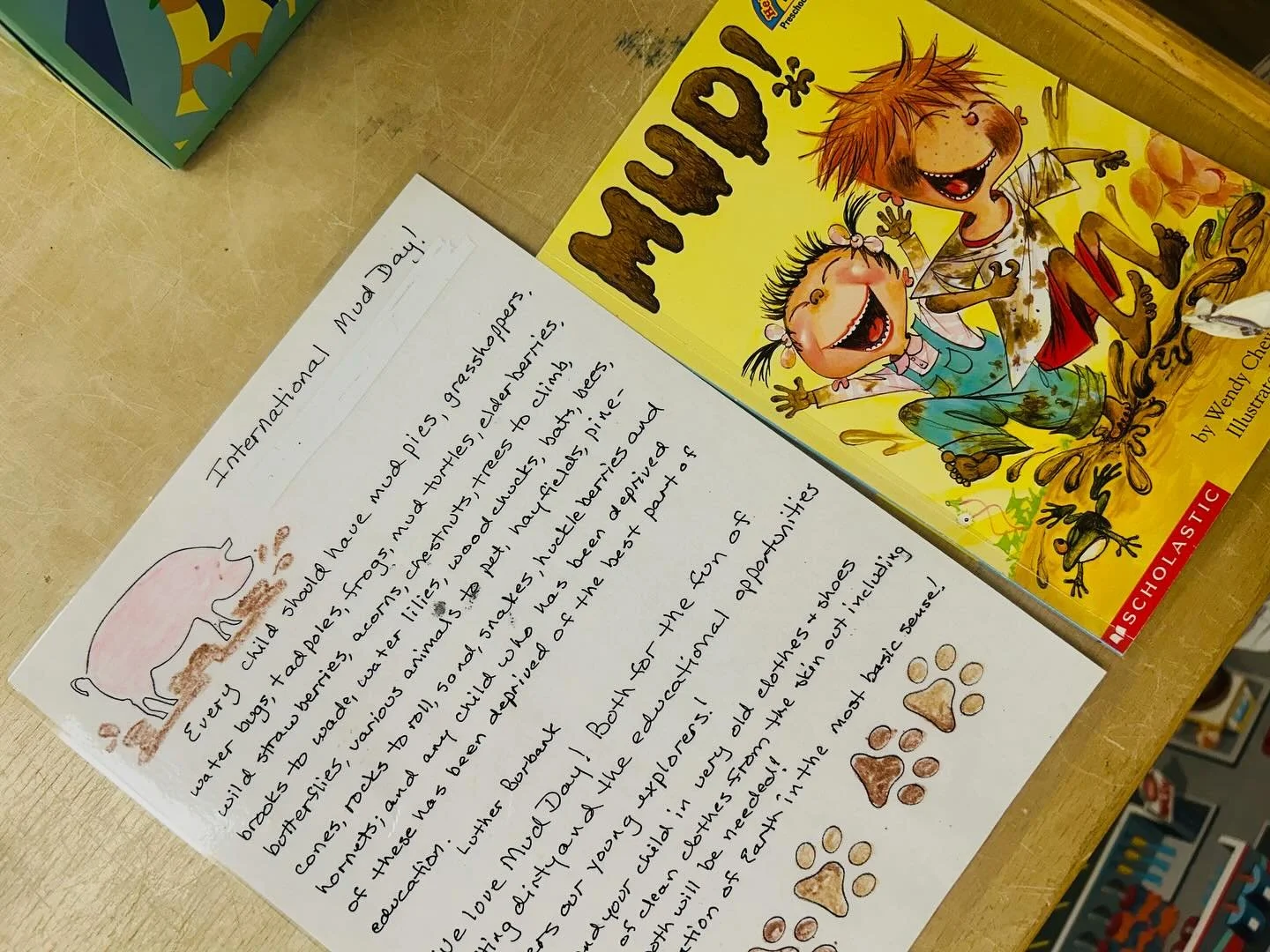We had an amazing time celebrating International Mud Day! 🎉 Our little ones dove into a world of sensory exploration with mud kitchens, washing stations, and edible mud play. They unleashed their creativity with mud Play-Doh, sensory bins, and mud p