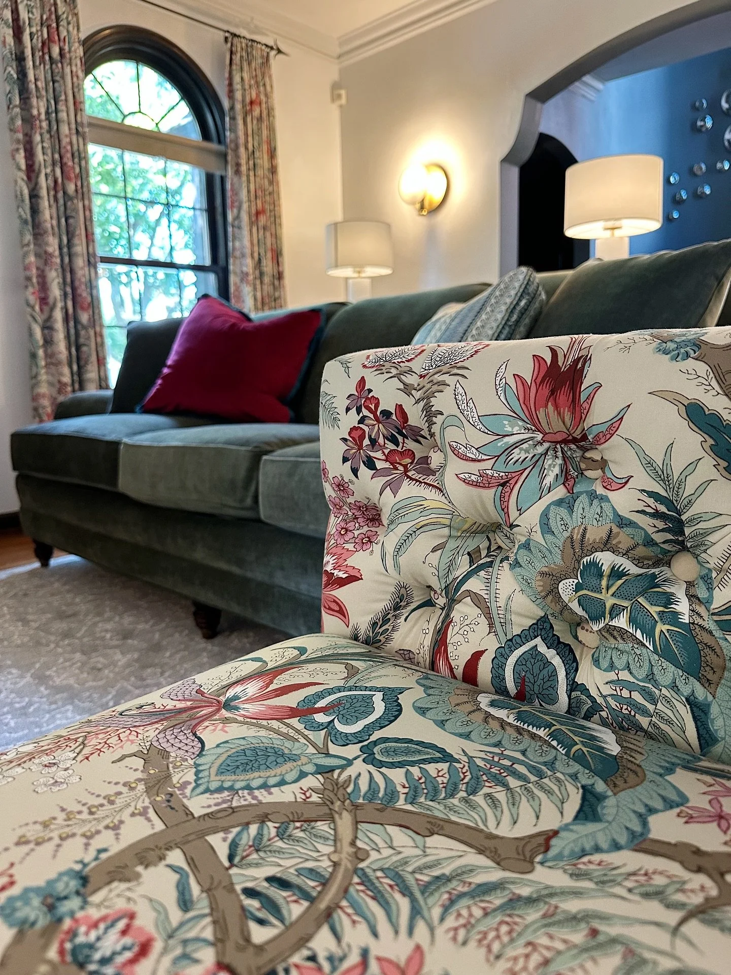 Introducing our #MemorialTudor project with a few peeks behind the curtain as we are nearing the finish line. Inspired by travel, jewel tones and traditional decor, this 1930s Tudor is packed with charm and architectural interest. Its location is stu