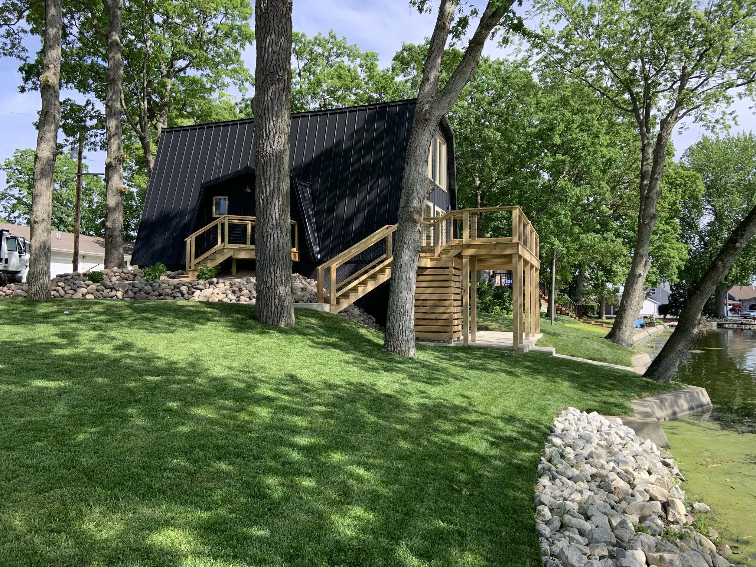 Lawn fertilization and weed control services in Kokomo, Logansport, Wabash, Rochester, Peru, IN