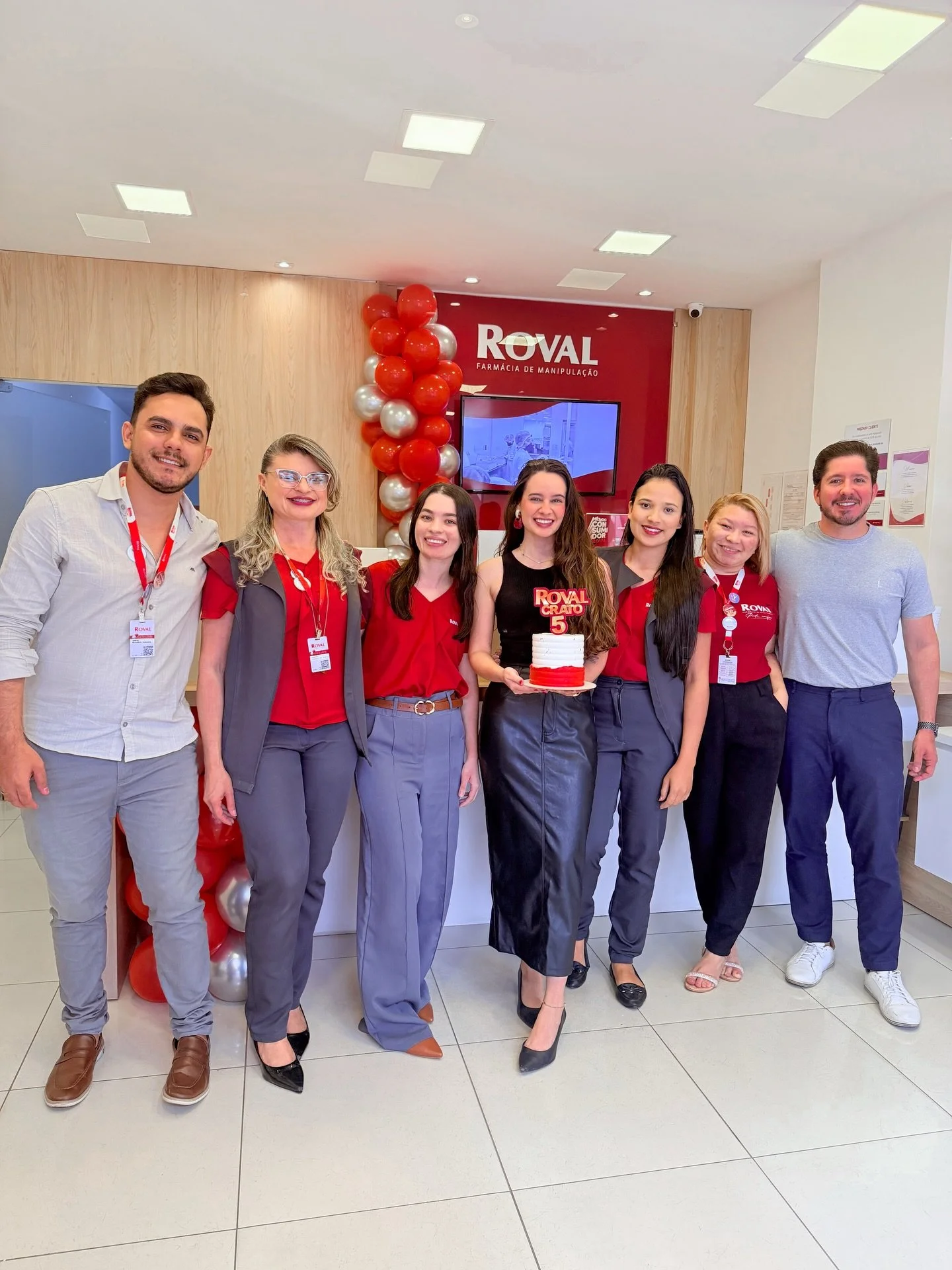 01.04.2026 - Celebrando tudo o que vivemos nesses 5 anos. ❤️

Roval Crato, h&aacute; 5 anos vivendo o nosso prop&oacute;sito: transformar a sa&uacute;de e a vida das pessoas!

Cada hist&oacute;ria, cada cuidado, cada sorriso faz parte disso. A Roval 