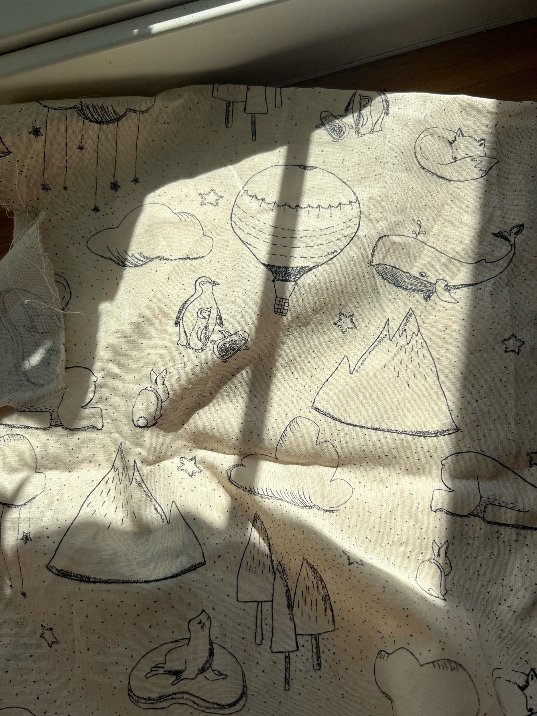 beige med barnemotiv (100% bomull)