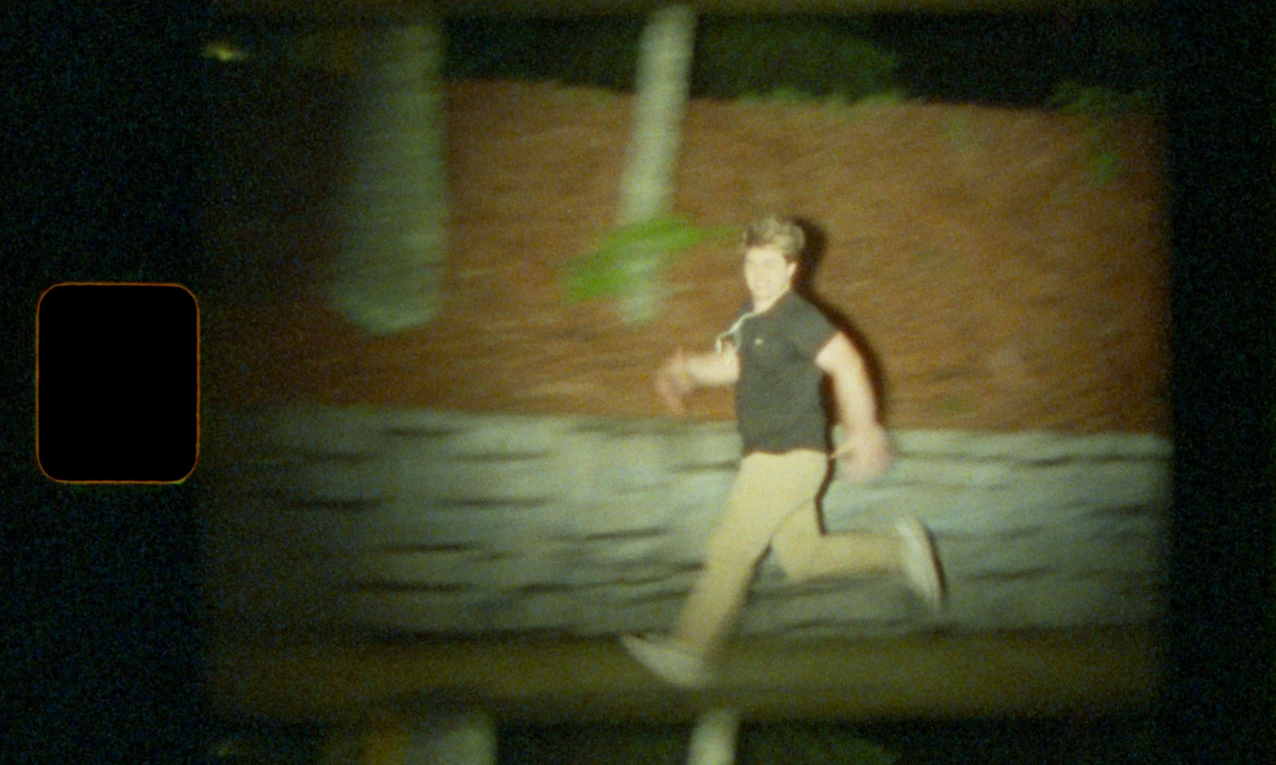 Super 8 - Running 2.jpg
