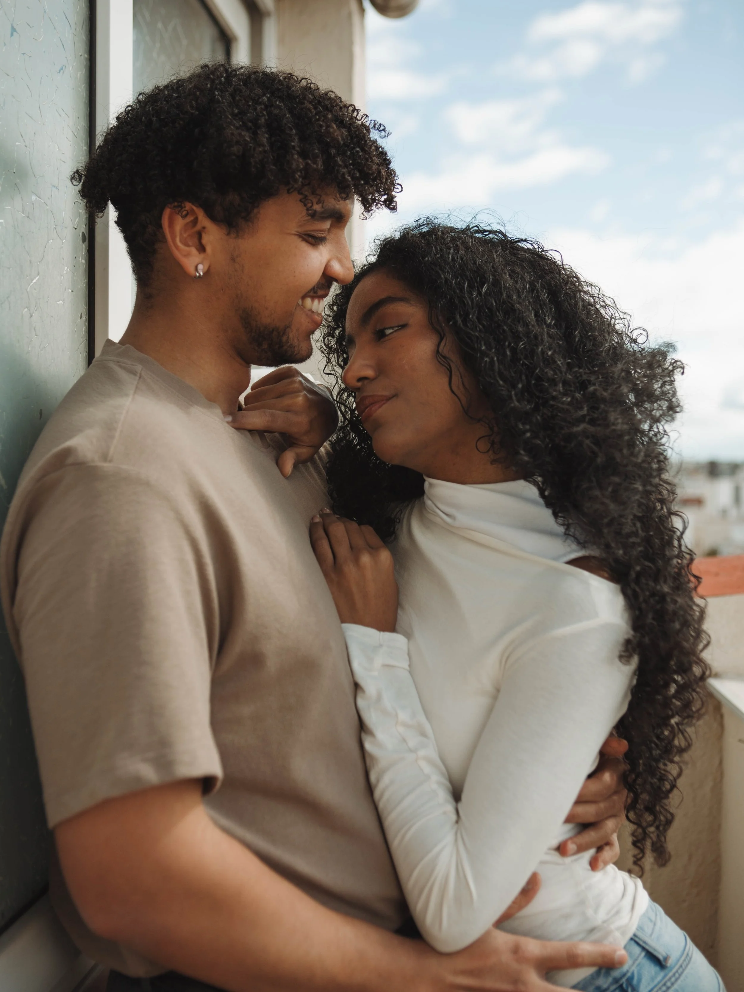 love looks good here❤️&zwj;🔥

Europe elopement photographer 
Europe couples photographer 
Madrid couples photographer
Europe wedding photographer