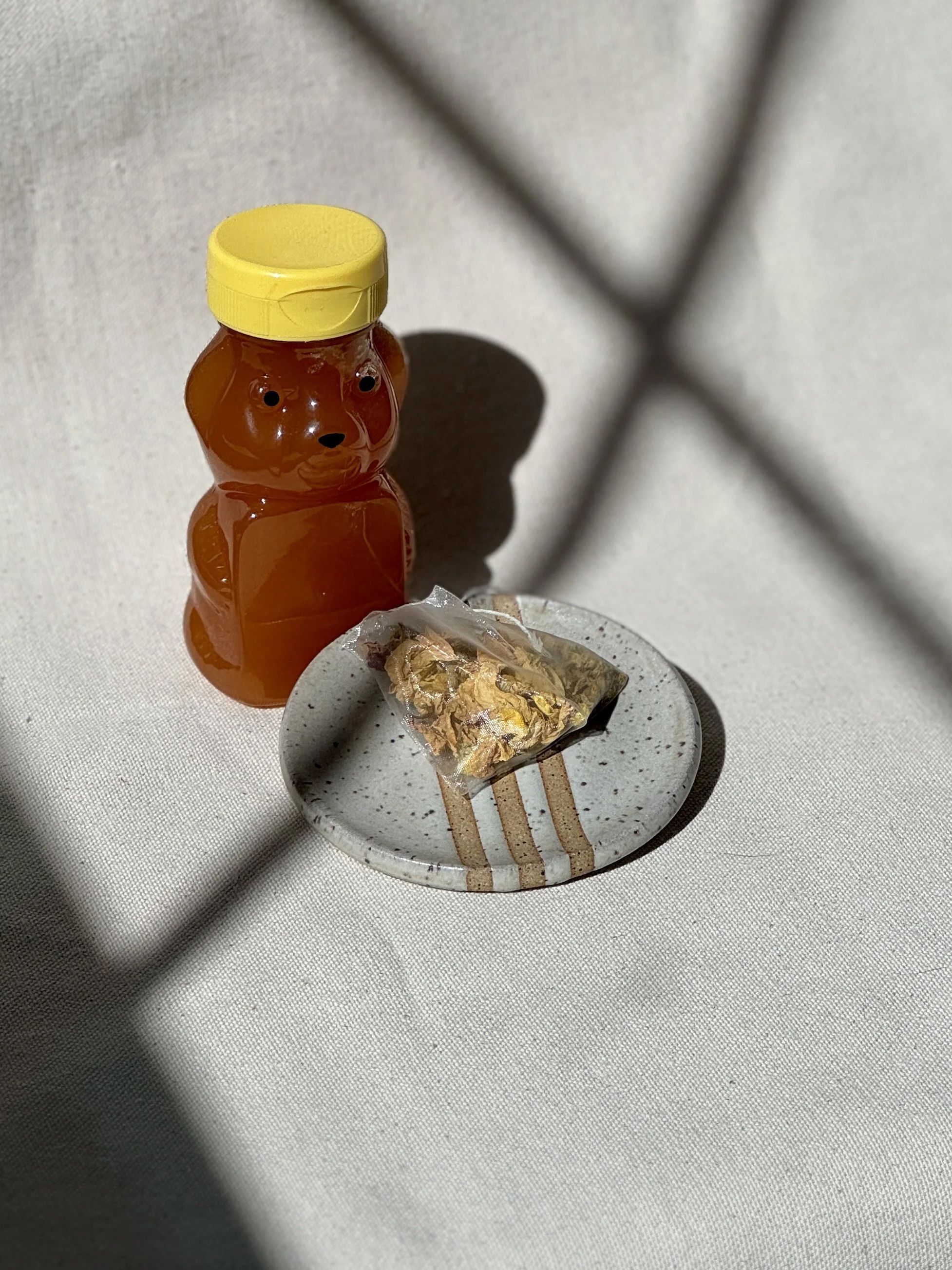 Catch-All Dish in Winter White Stripe