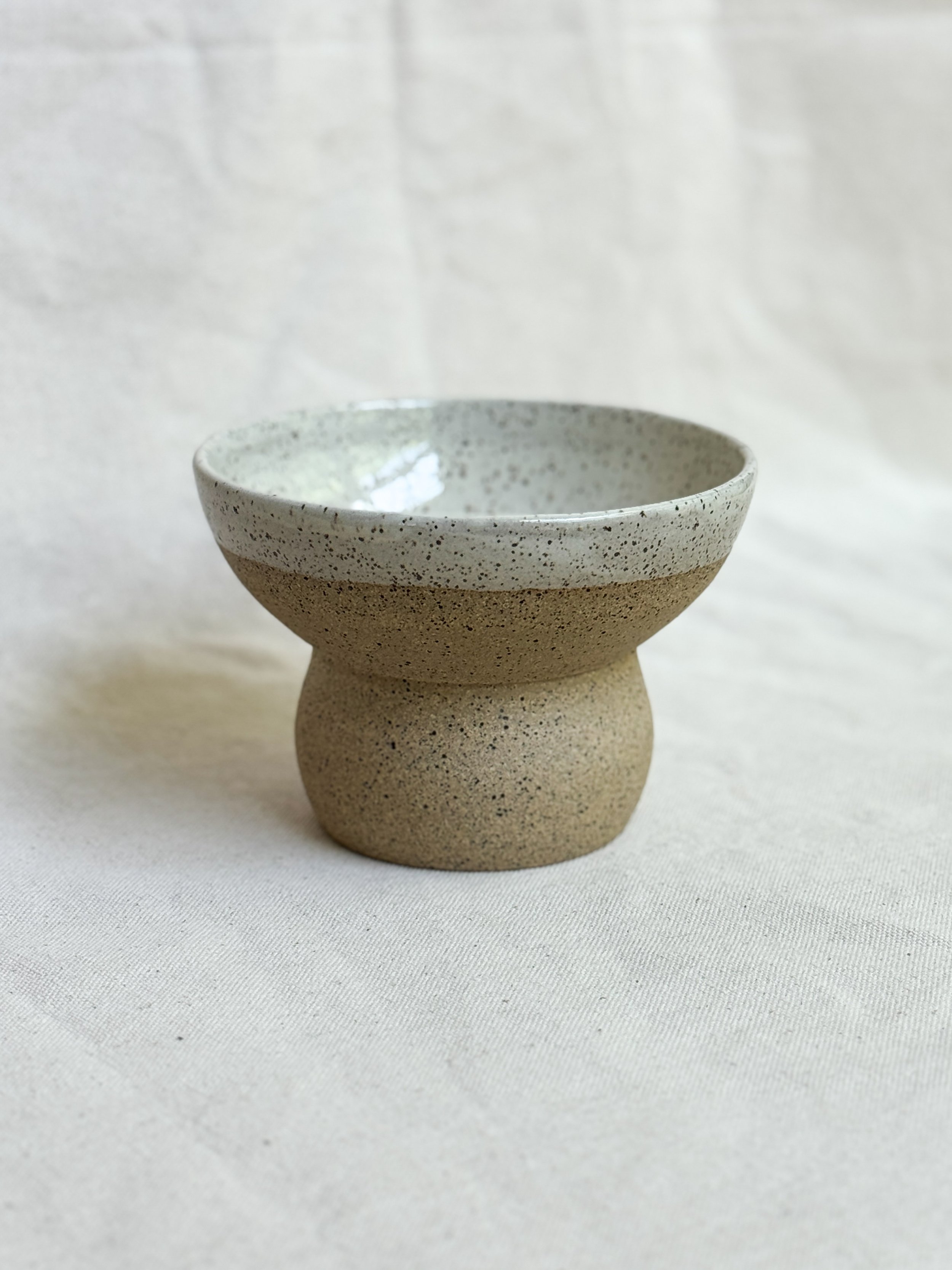 Pedestal Bowl in Cream Half-Dip