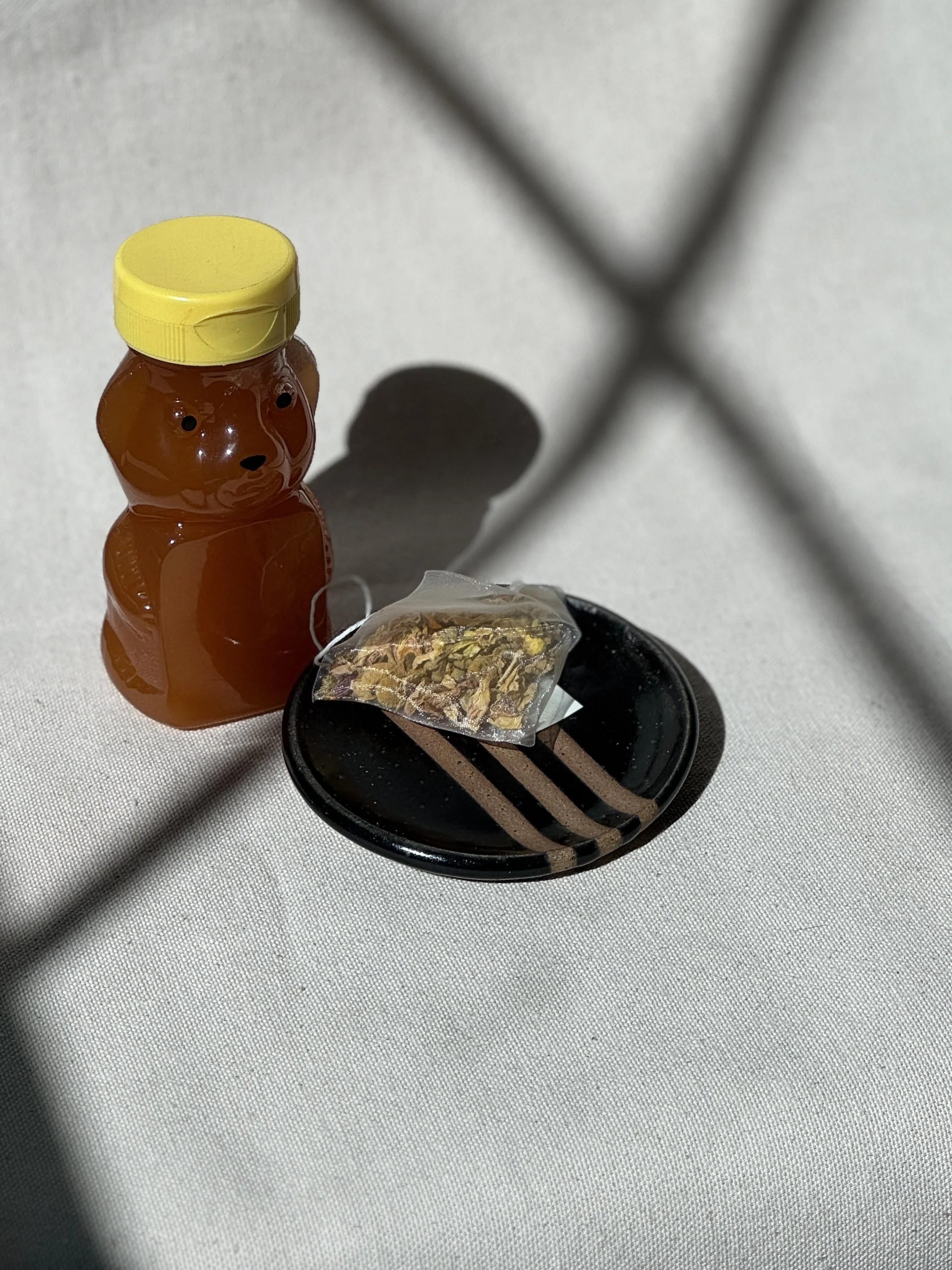 Catch-All Dish in Satin Black Stripe