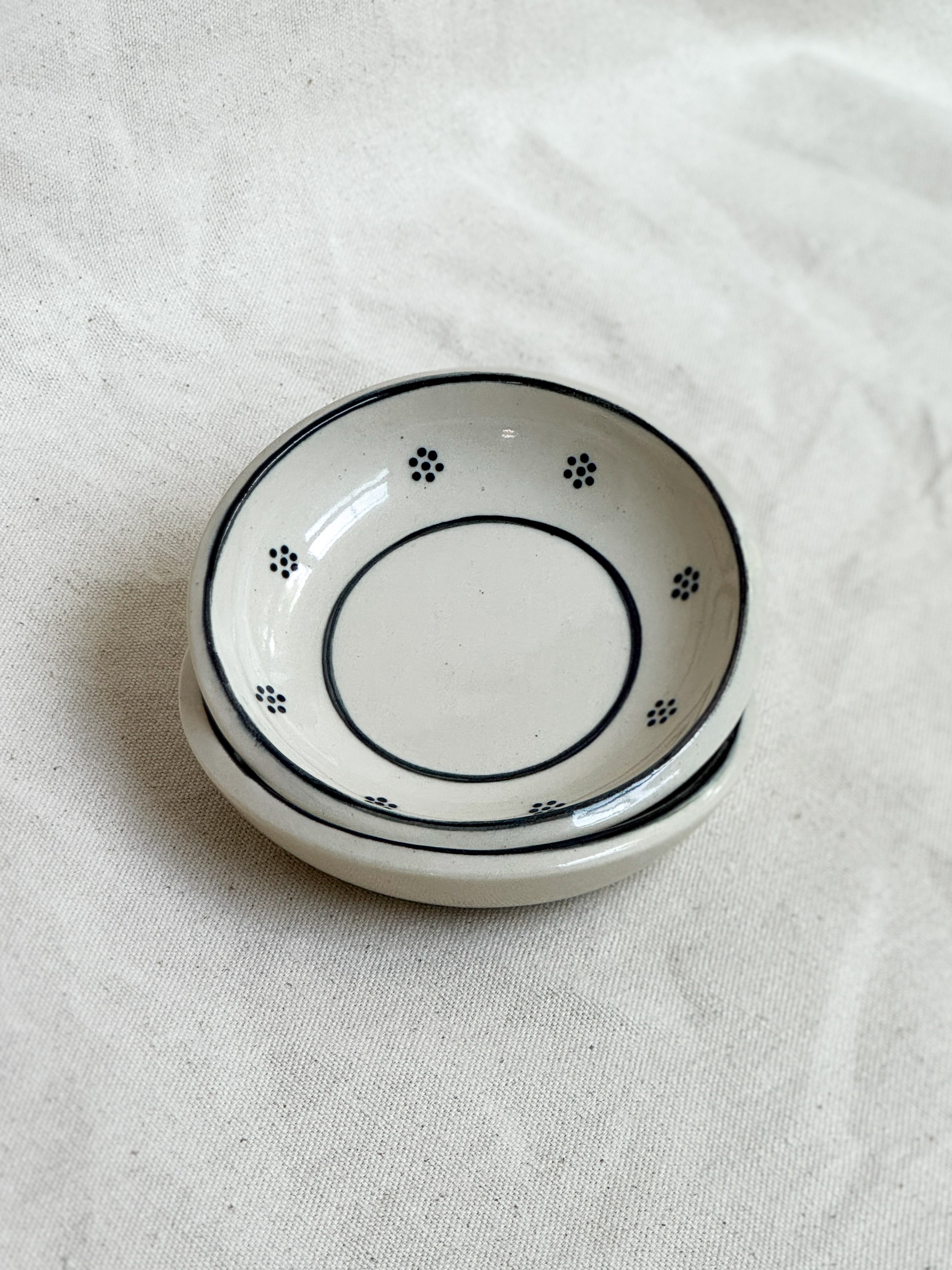 Banded Dot Dish in Black