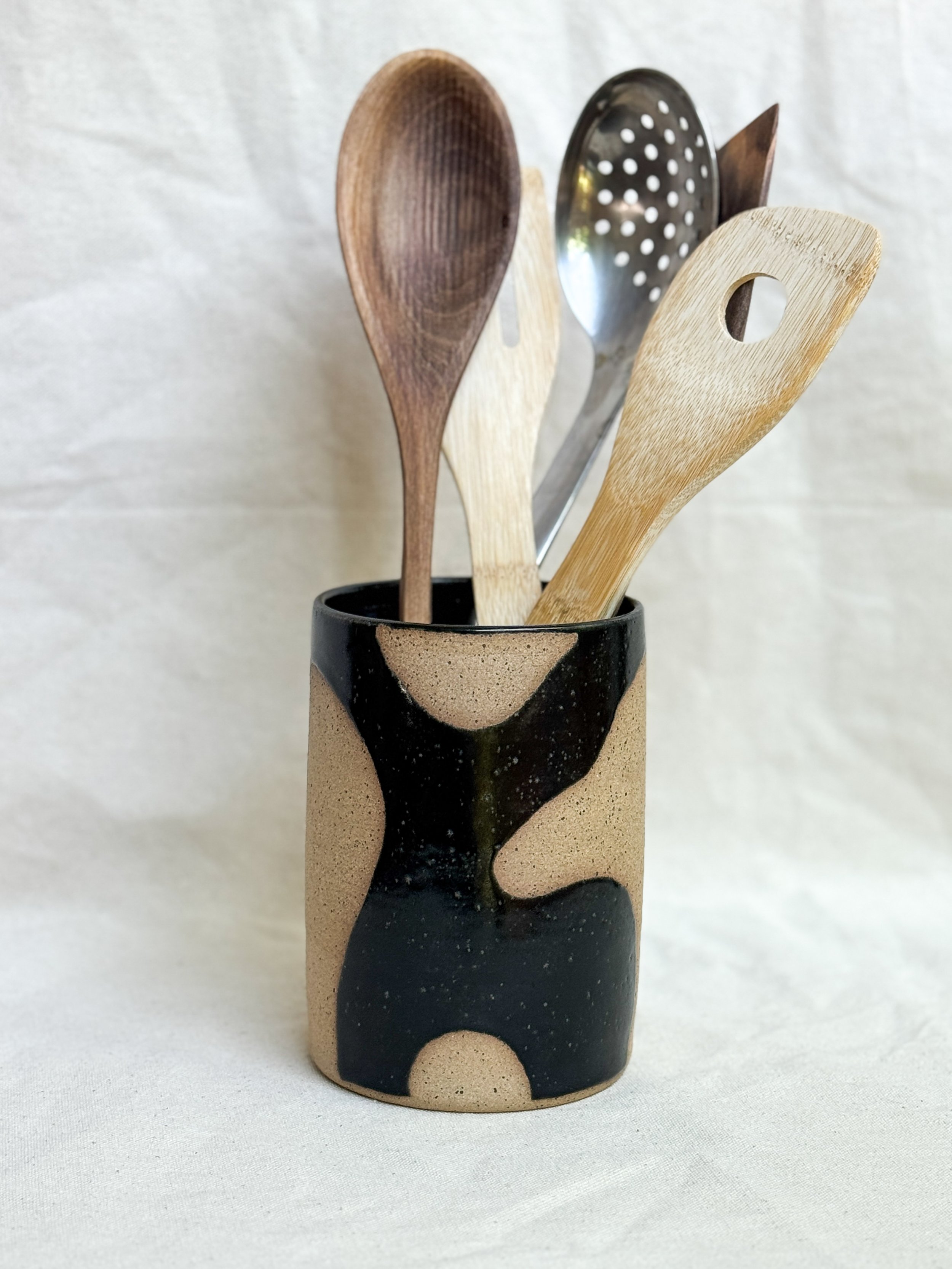 Utensil Crock in Satin Black Abstract