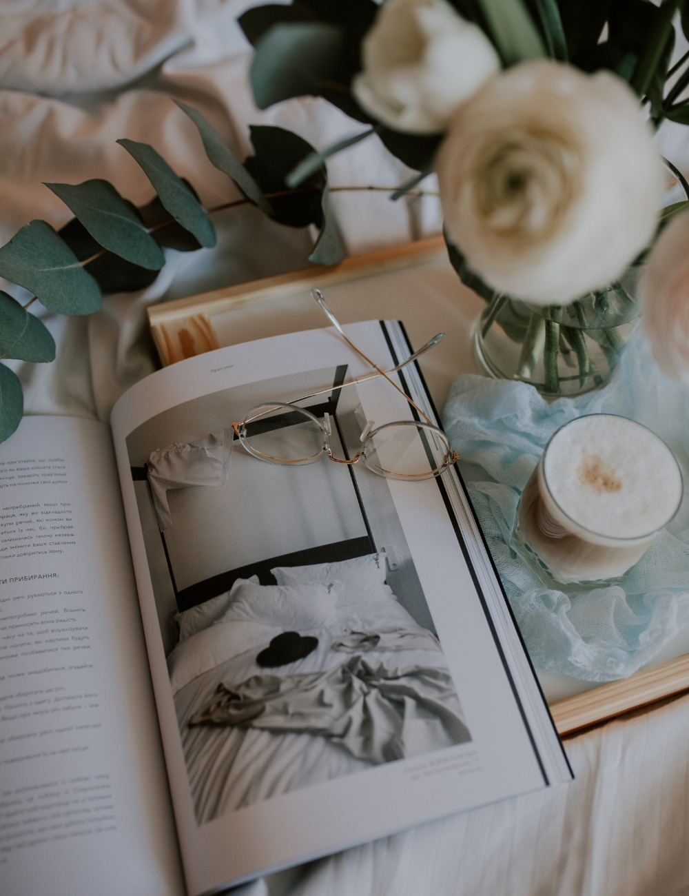 Calm reading space with coffee and flowers at Amanda Morris Therapy in Baton Rouge