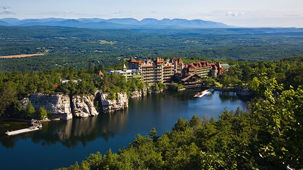 Mohonk_Mountain_House_in_Summer_Jim_Smith_Photography6_9fdfbe80-81a9-4630-a0dc-c6aa1adc27ec.jpg