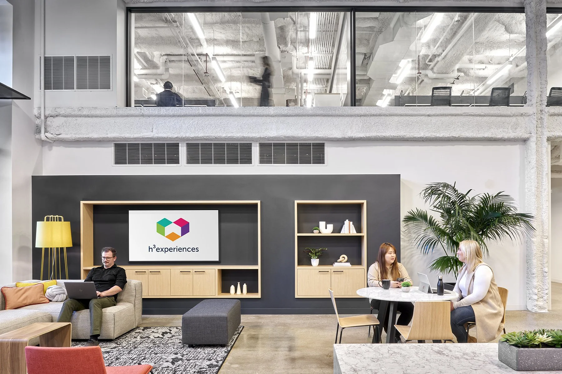 H3E Cowork_Break1_Lounge_1800x1200.jpg