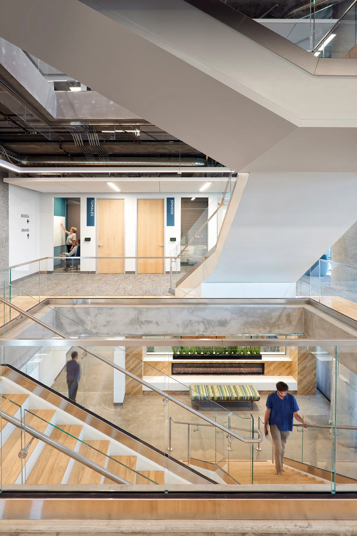 Splunk_Stair-7to6_1200x1800.jpg