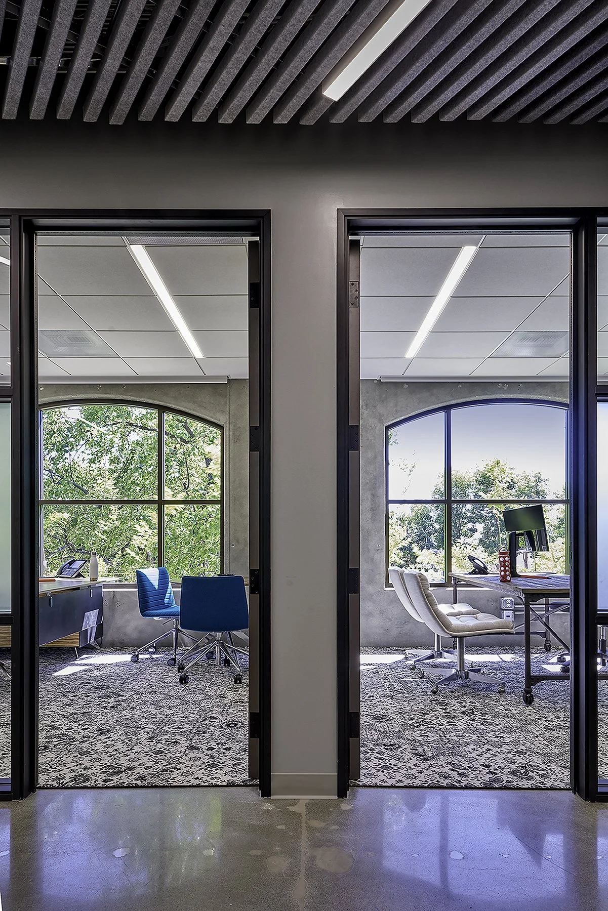 Apstra_office space_4x6.jpg