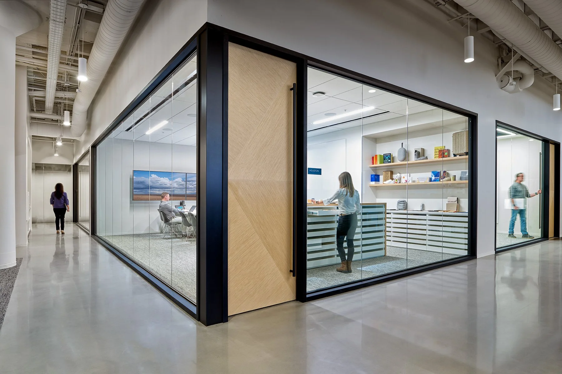 HP-ID_Hallway_ SoftGoodsConference_1800x1200.jpg